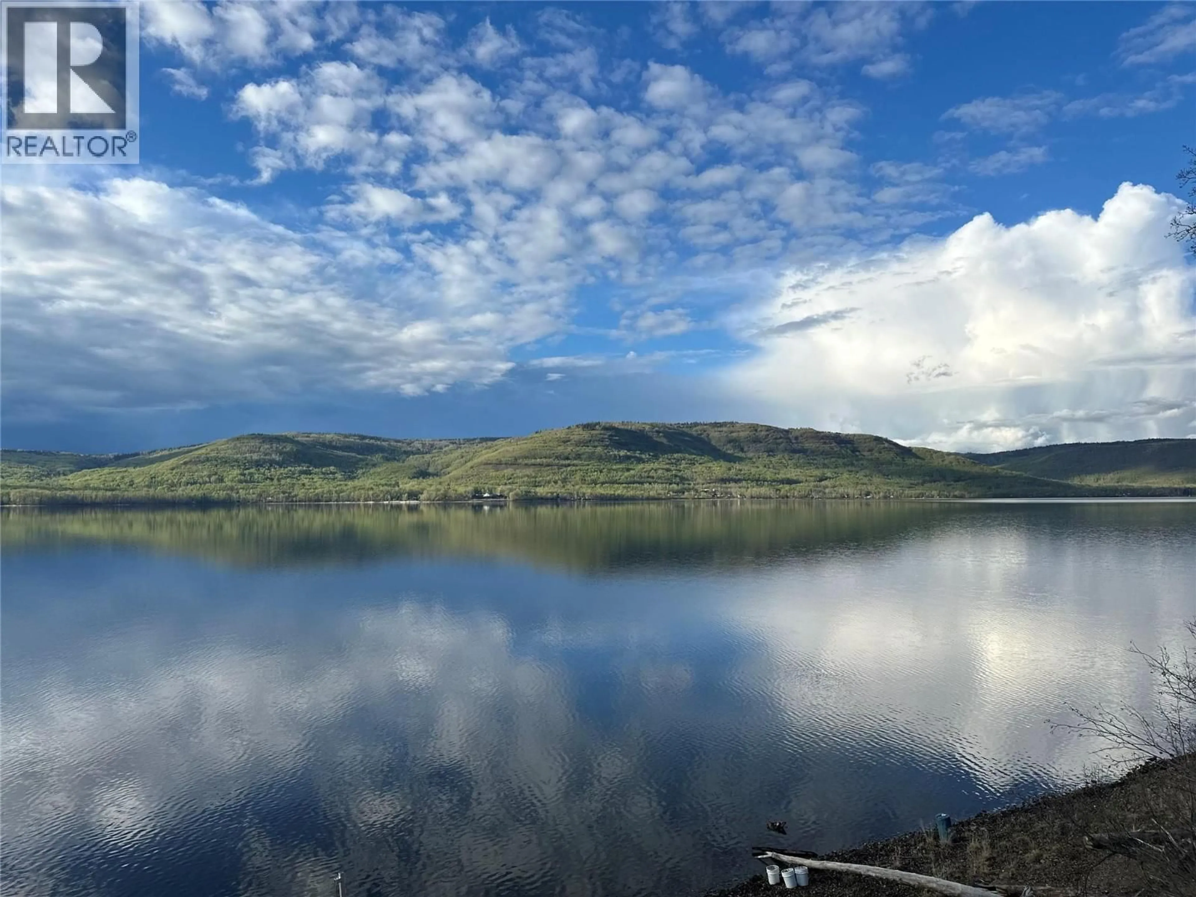 Blurry image for 6808 MOBERLY LAKE ROAD SOUTH, Moberly Lake British Columbia V0C1X0