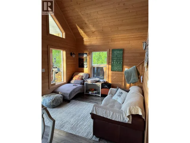 6808 MOBERLY LAKE ROAD SOUTH, Moberly Lake 5