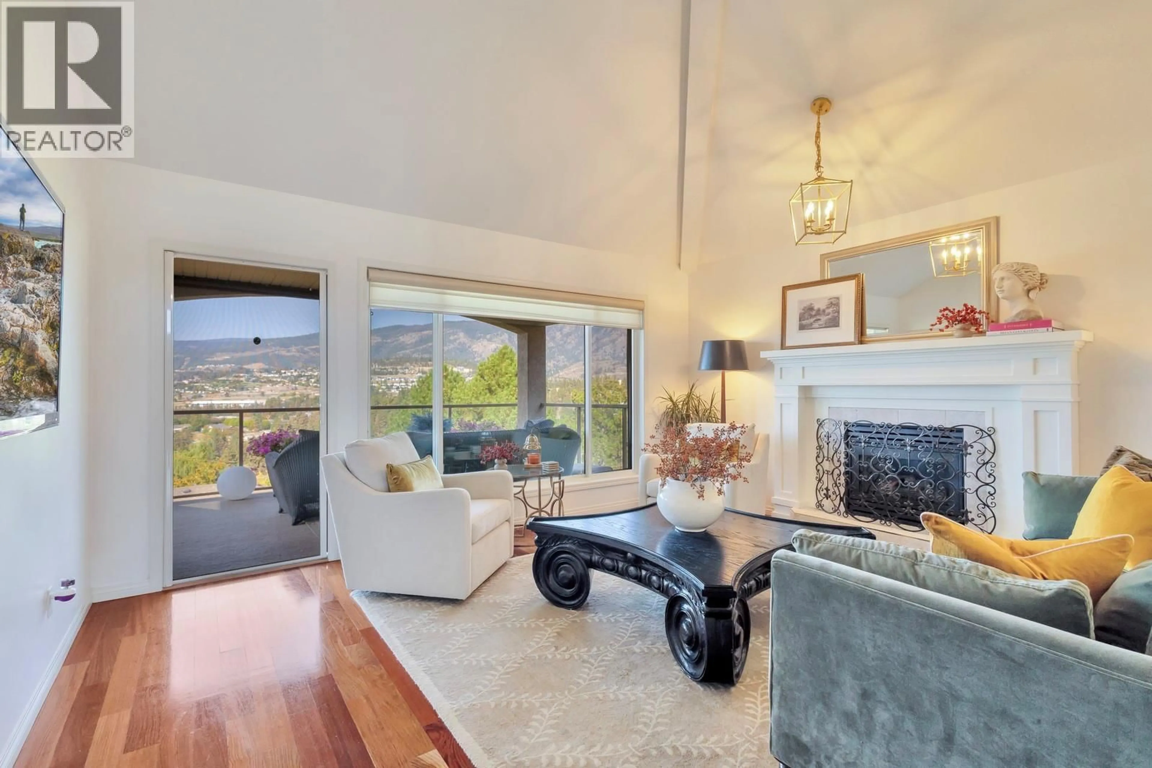 Living room with furniture, unknown for 3482 RIDGE BOULEVARD, West Kelowna British Columbia V4T2V5