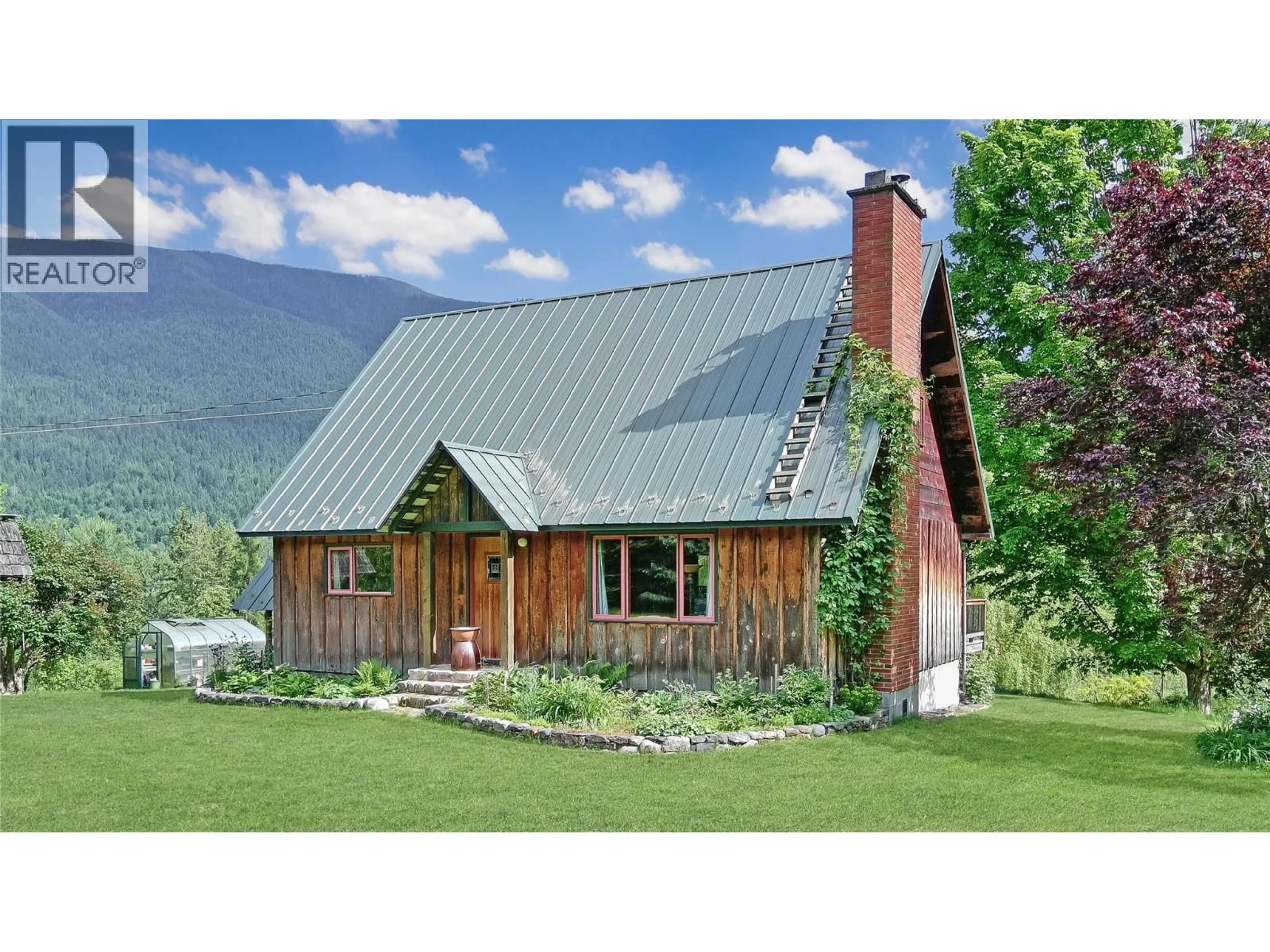 Unknown for 7421 AVIS ROAD, Winlaw British Columbia V0G2J0