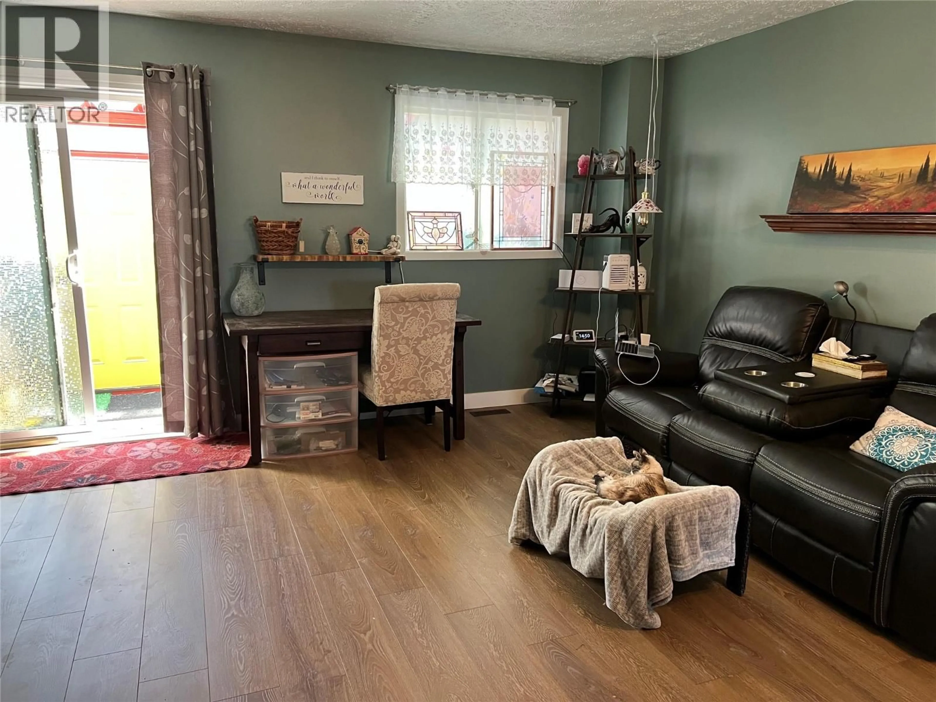 Living room with furniture, unknown for 226 SPIEKER AVENUE, Tumbler Ridge British Columbia V0C2W0