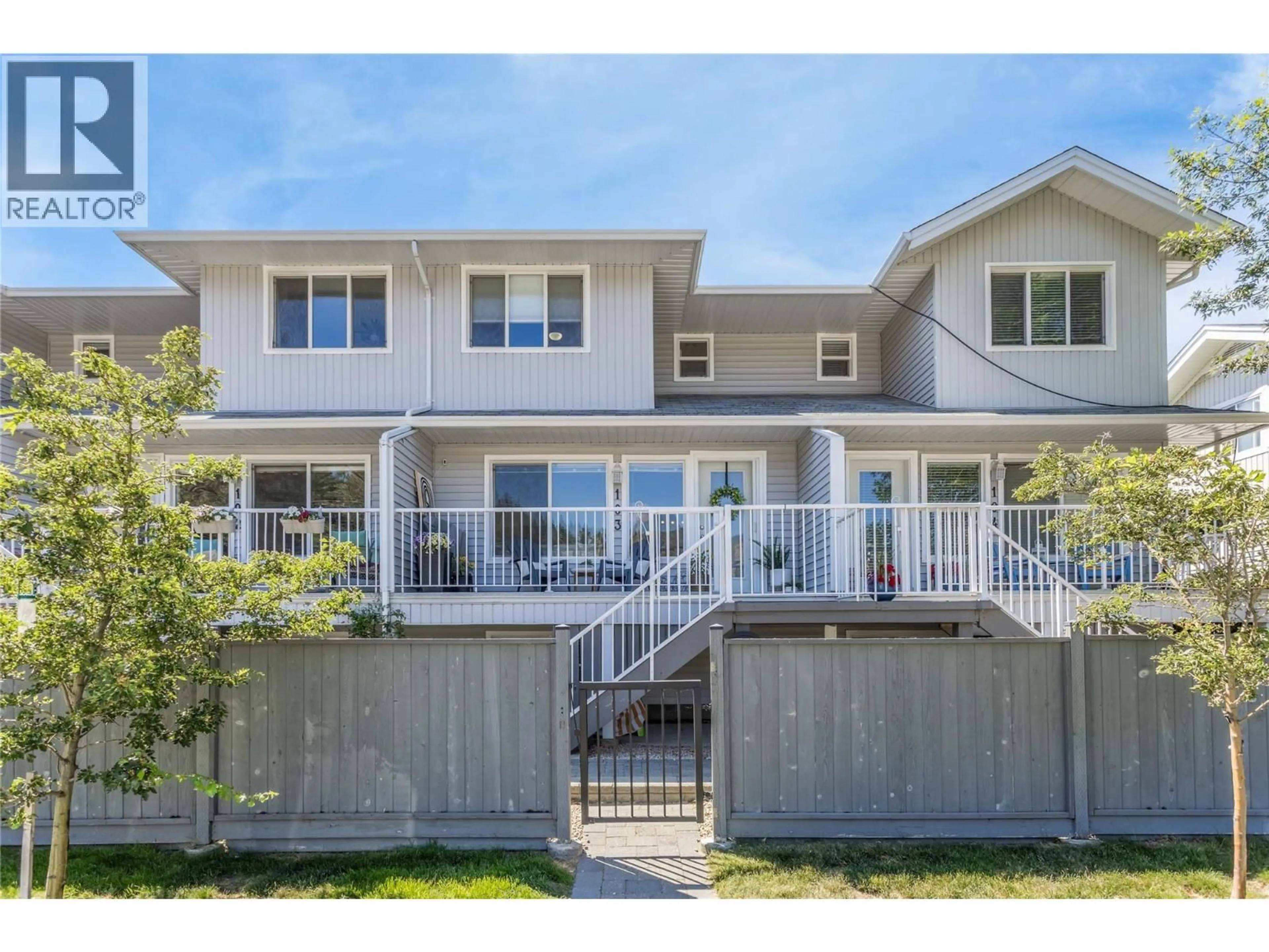 Home with vinyl exterior material, water/lake/river/ocean view for 103 - 5460 CLEMENTS CRESCENT, Peachland British Columbia V0H1X5