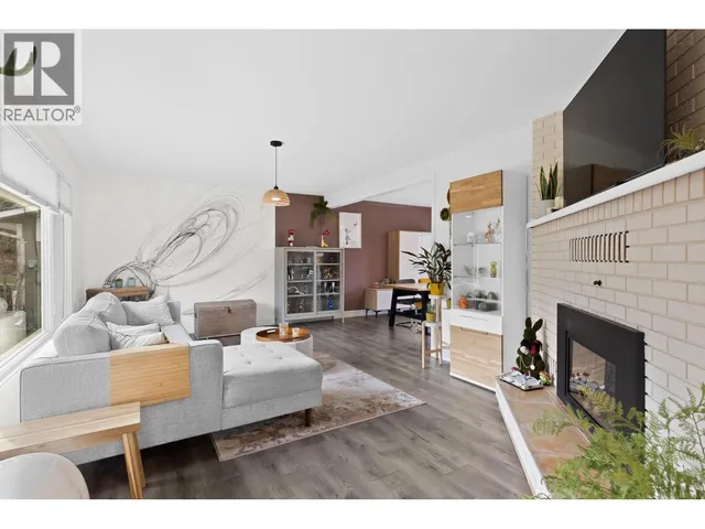 2426 COLLINGWOOD ROAD, West Kelowna 5