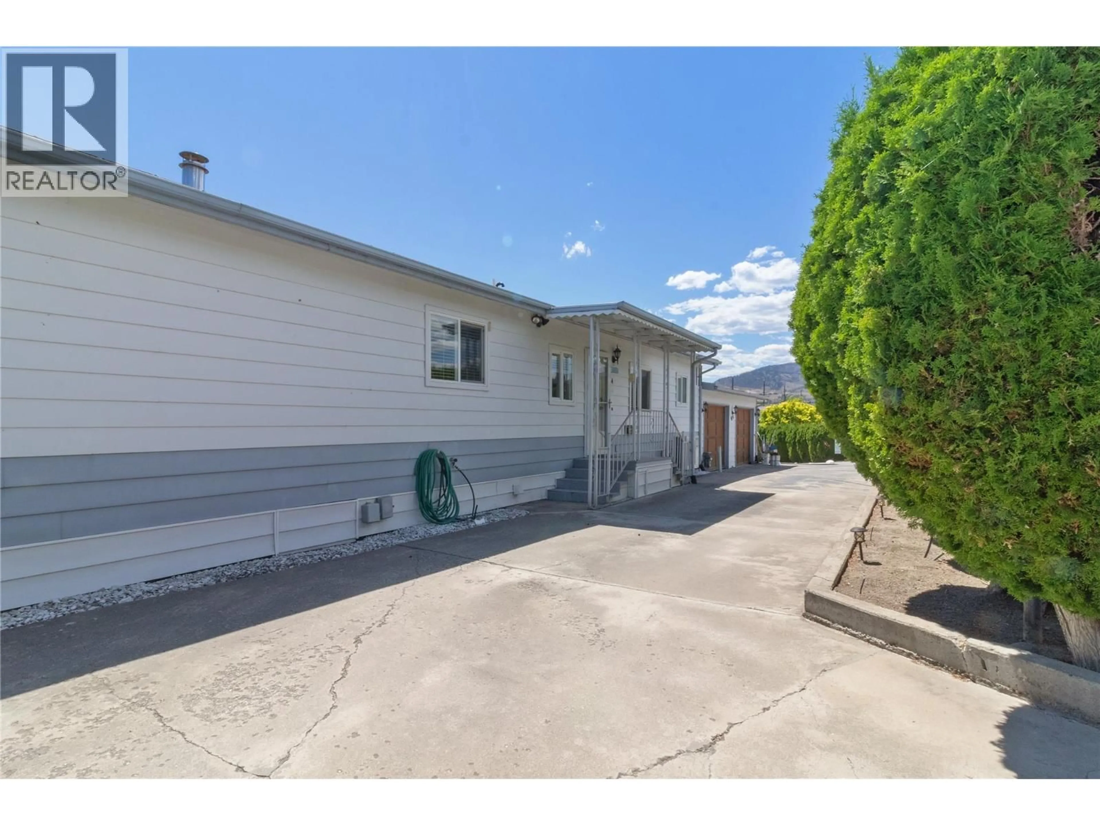 Unknown for 44 - 2098 BOUCHERIE ROAD, West Kelowna British Columbia V4T2A5