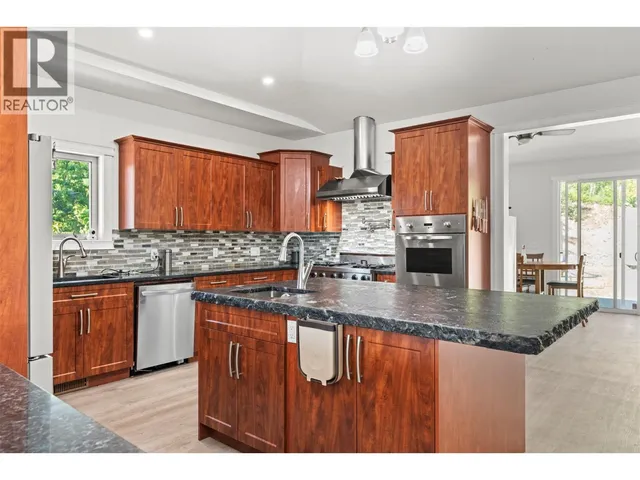 70 LESTER ROAD, Vernon 3