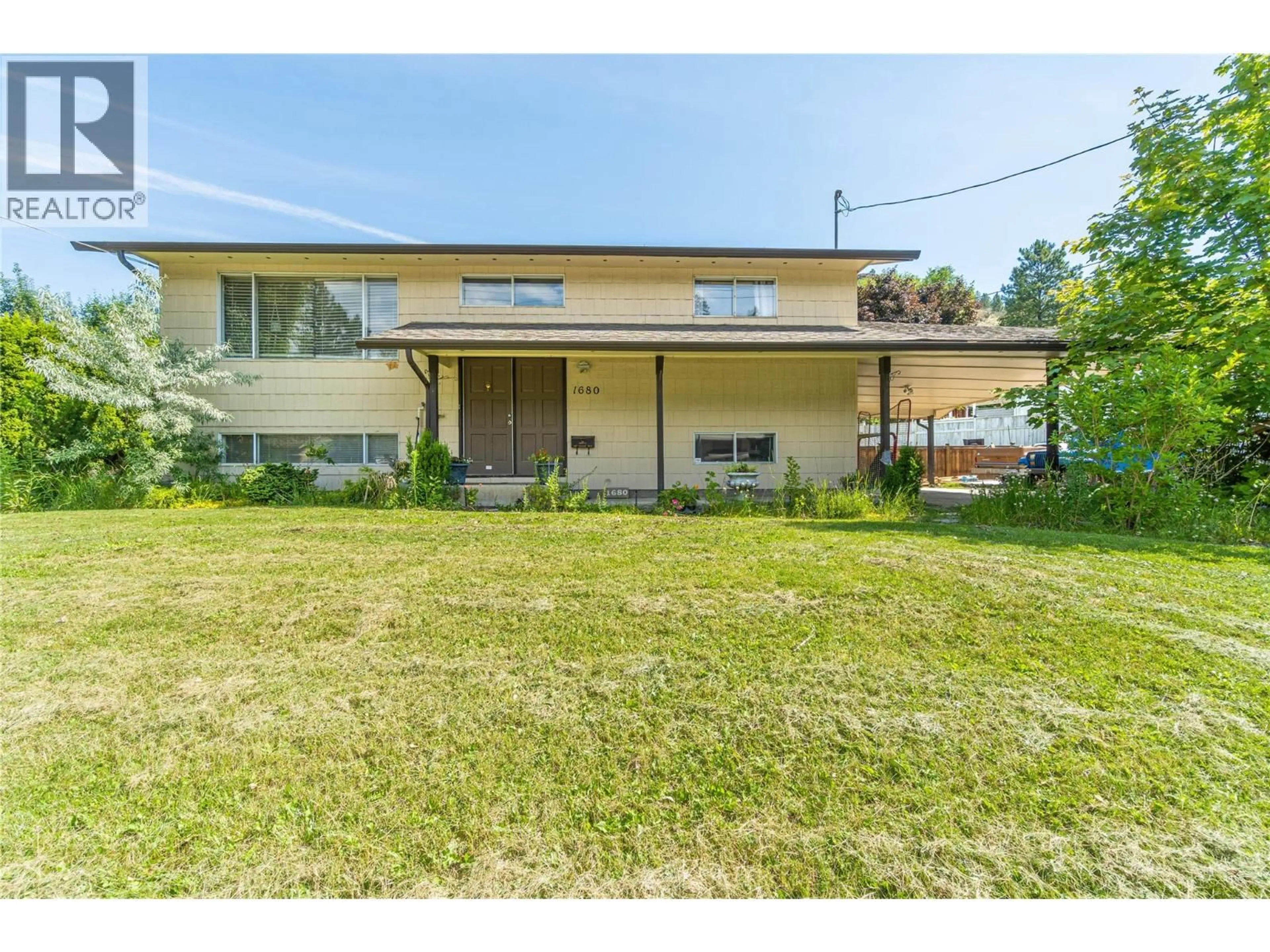 A pic from outside/outdoor area/front of a property/back of a property/a pic from drone, unknown for 1680 MT. DUFFERIN DRIVE, Kamloops British Columbia V2E1A2