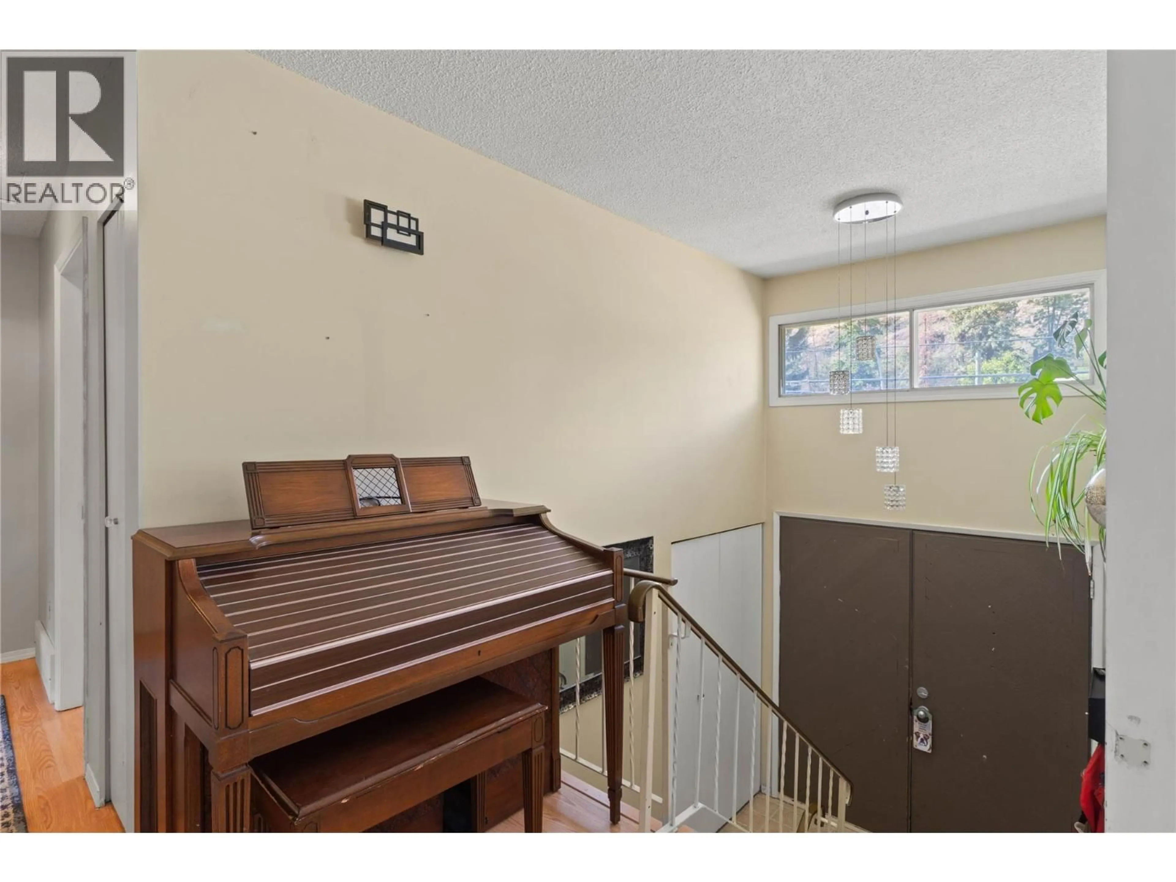 Unknown for 1680 MT. DUFFERIN DRIVE, Kamloops British Columbia V2E1A2