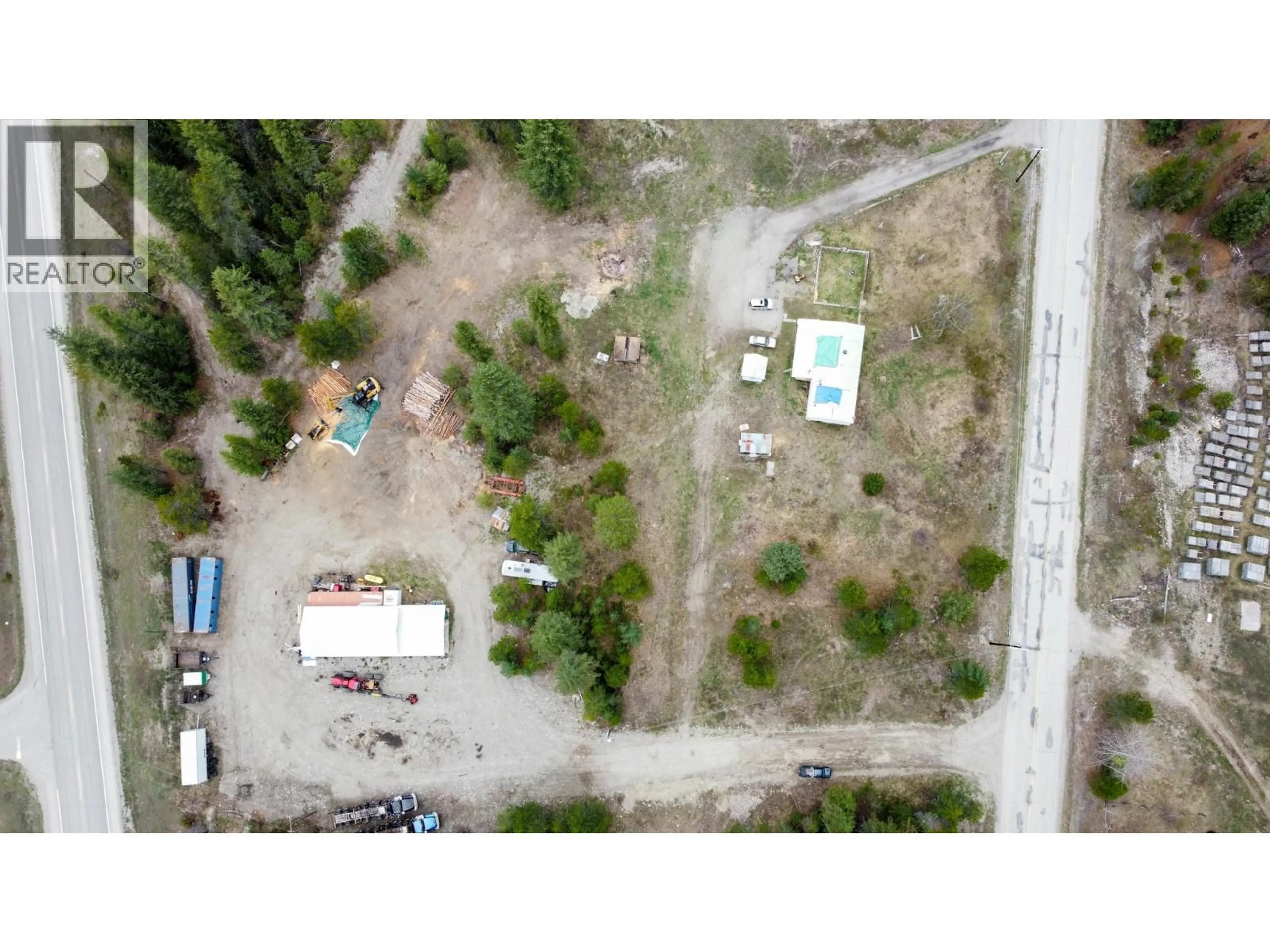 A pic from outside/outdoor area/front of a property/back of a property/a pic from drone, unknown for 1978 AIRPORT ROAD, Salmo British Columbia V0G1Z0