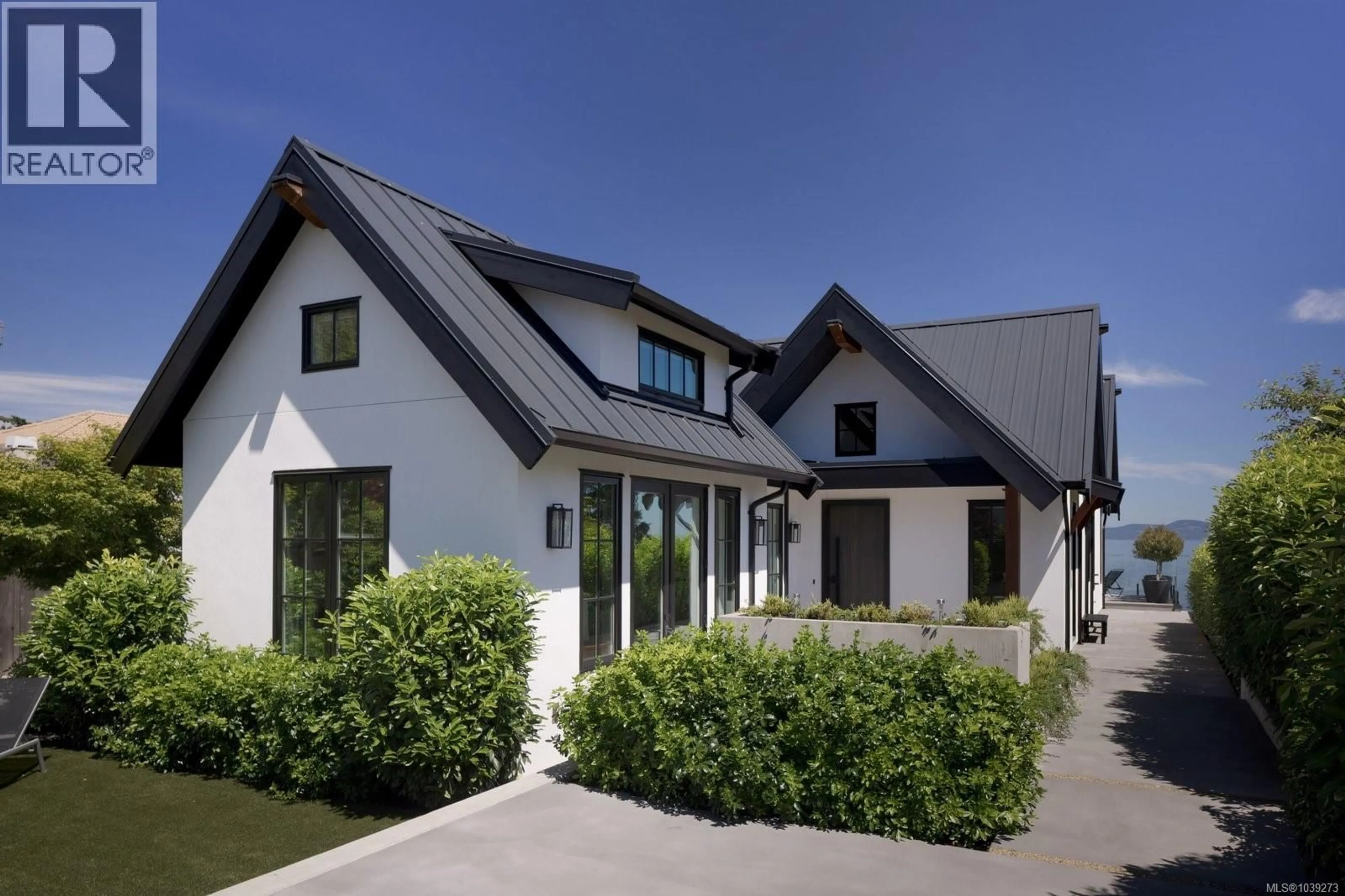 Unknown for 5351 PARKER AVENUE, Saanich British Columbia V8Y2N1