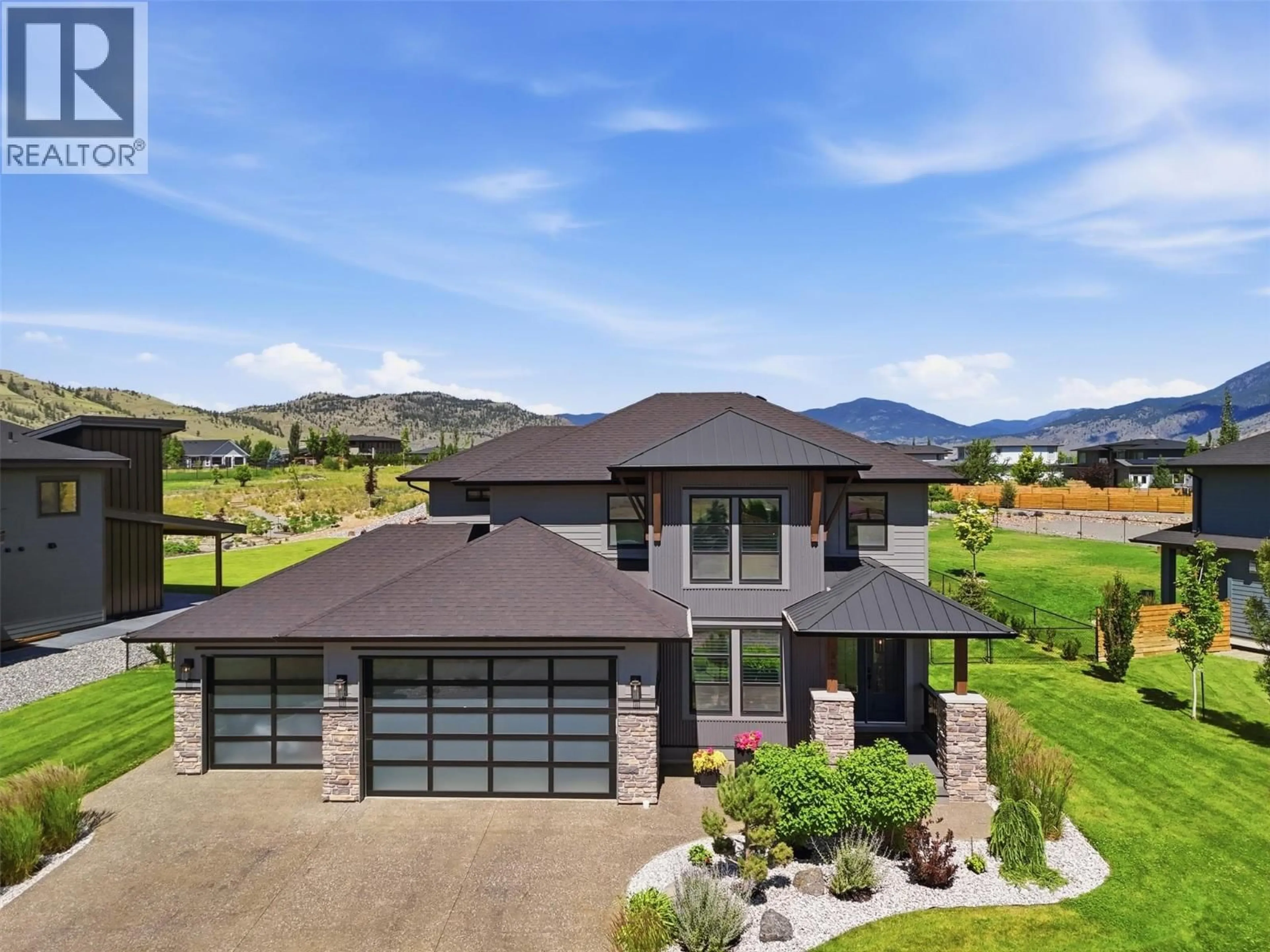 A pic from outside/outdoor area/front of a property/back of a property/a pic from drone, mountain view for 357 RUE CHEVAL NOIR OTHER, Kamloops British Columbia V1S0G2