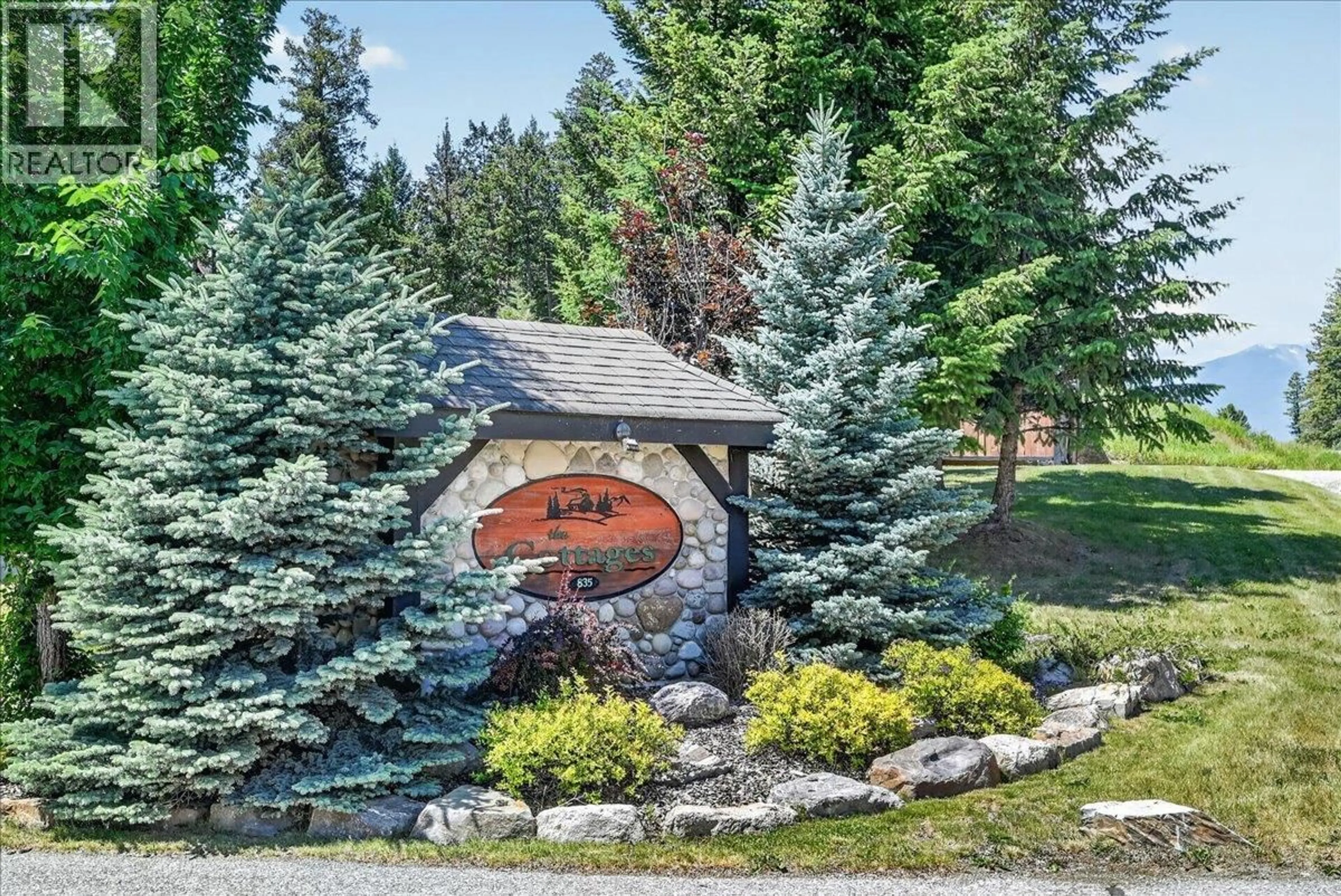 Unknown for 3 - 835 LAKEVIEW DRIVE, Windermere British Columbia V0A1K3
