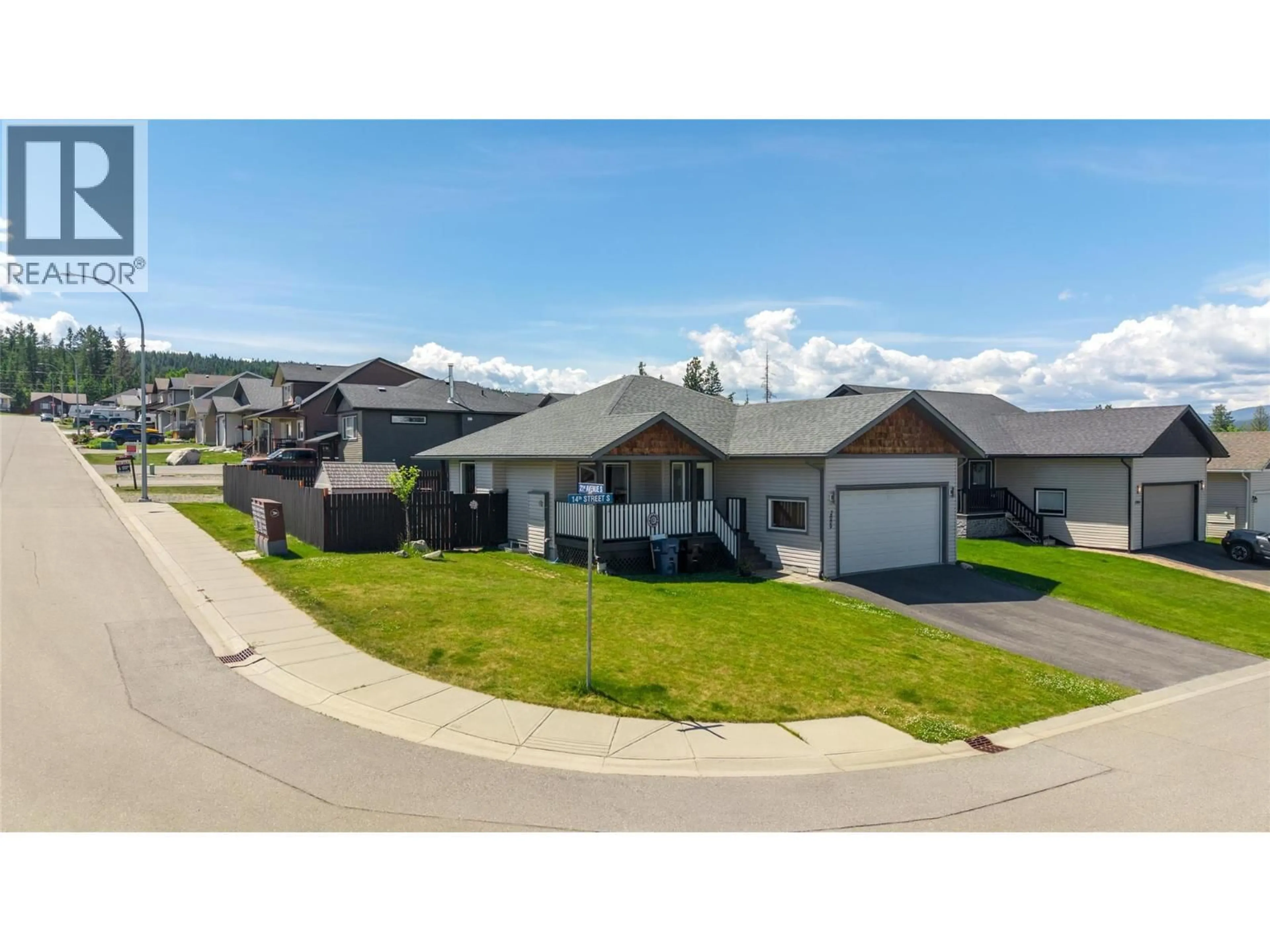 A pic from outside/outdoor area/front of a property/back of a property/a pic from drone, mountain view for 2009 14TH STREET SOUTH, Cranbrook British Columbia V1C0A9