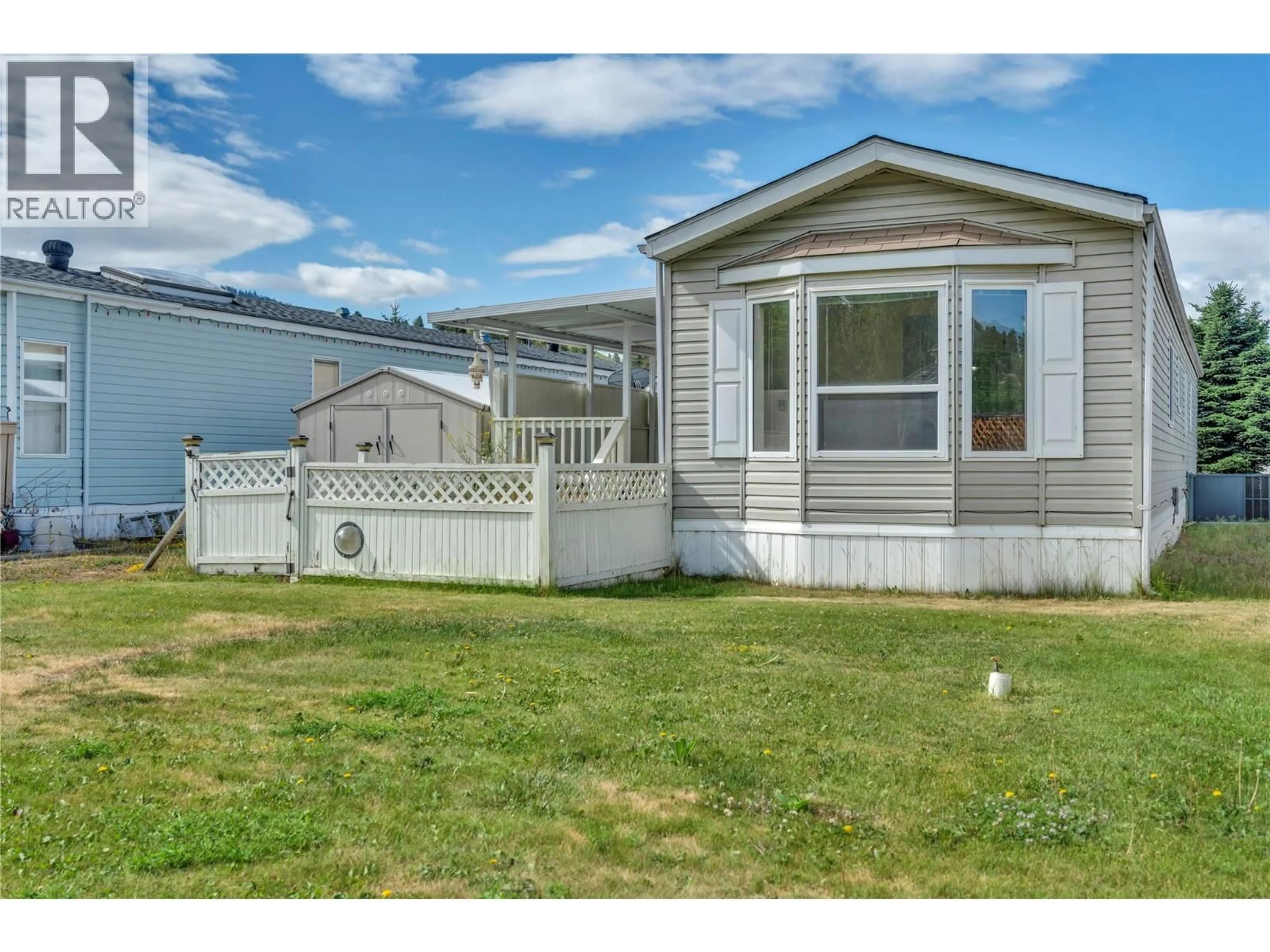 Home with vinyl exterior material, water/lake/river/ocean view for 67 - 263 HWY 3 OTHER, Princeton British Columbia V0X1W0