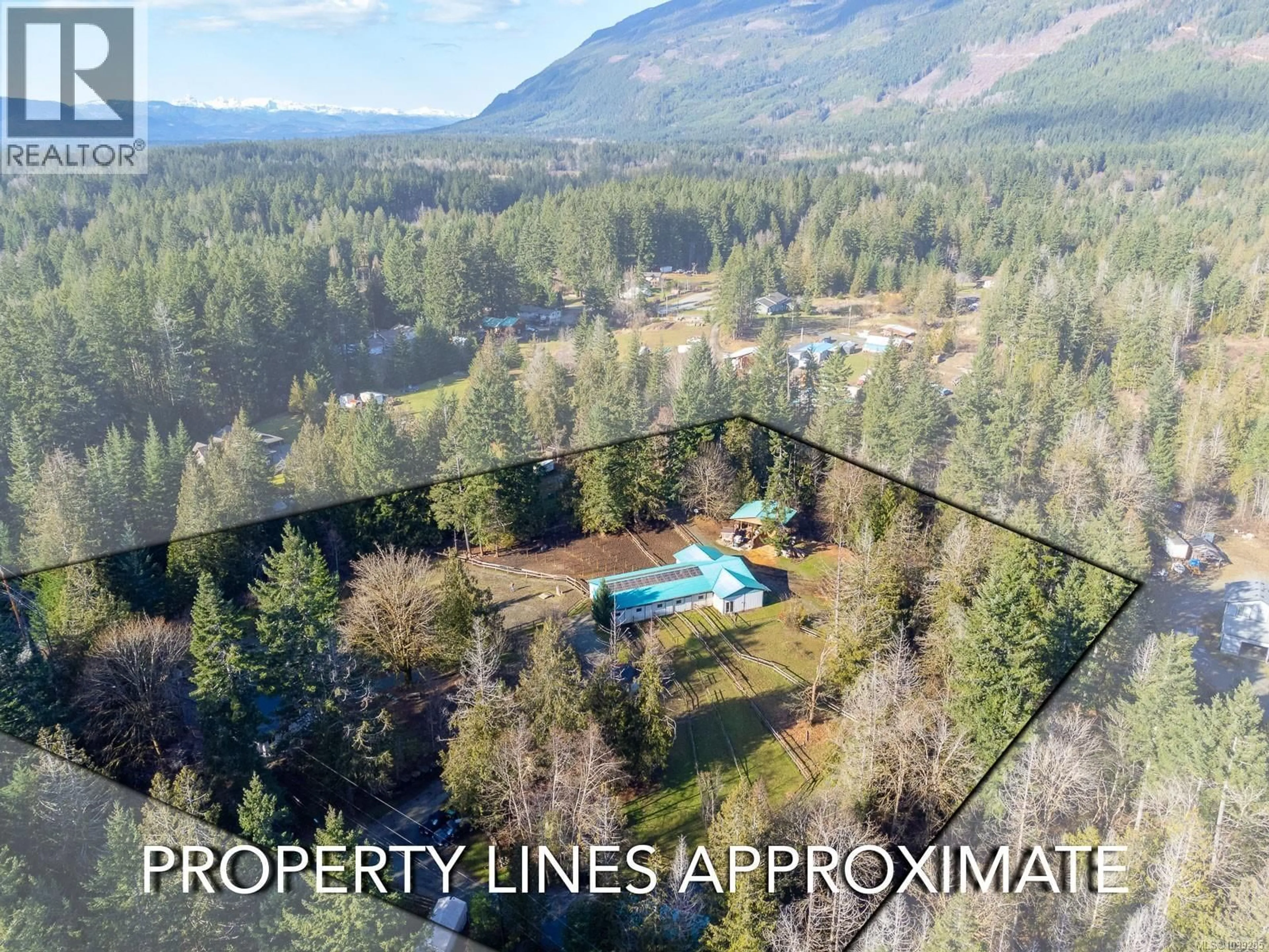 A pic from outside/outdoor area/front of a property/back of a property/a pic from drone, unknown for 4391 BEST ROAD, Port Alberni British Columbia V9Y8T8