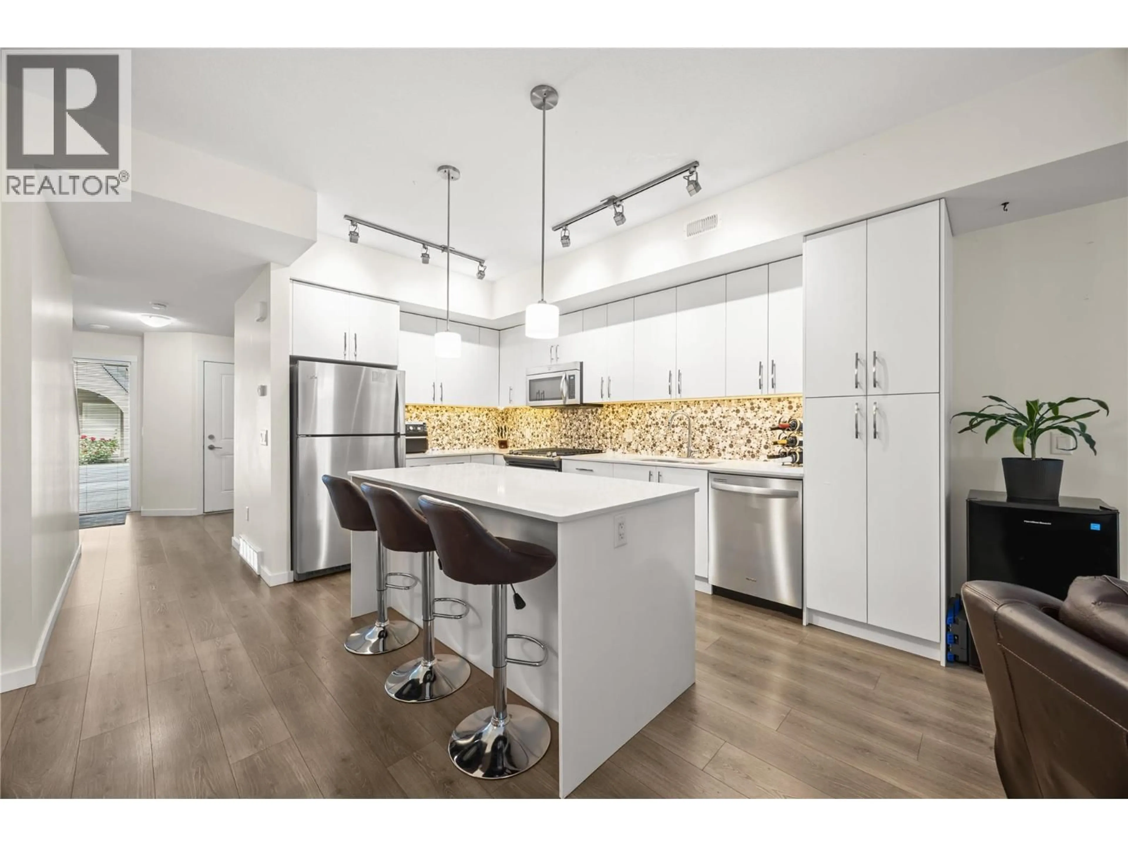 Open concept kitchen, unknown for 74 - 680 OLD MEADOWS ROAD, Kelowna British Columbia V1W5L4