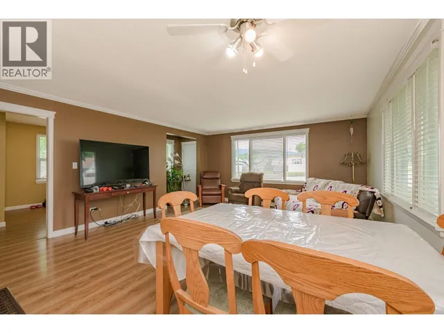729 STANLEY AVENUE, Enderby 5