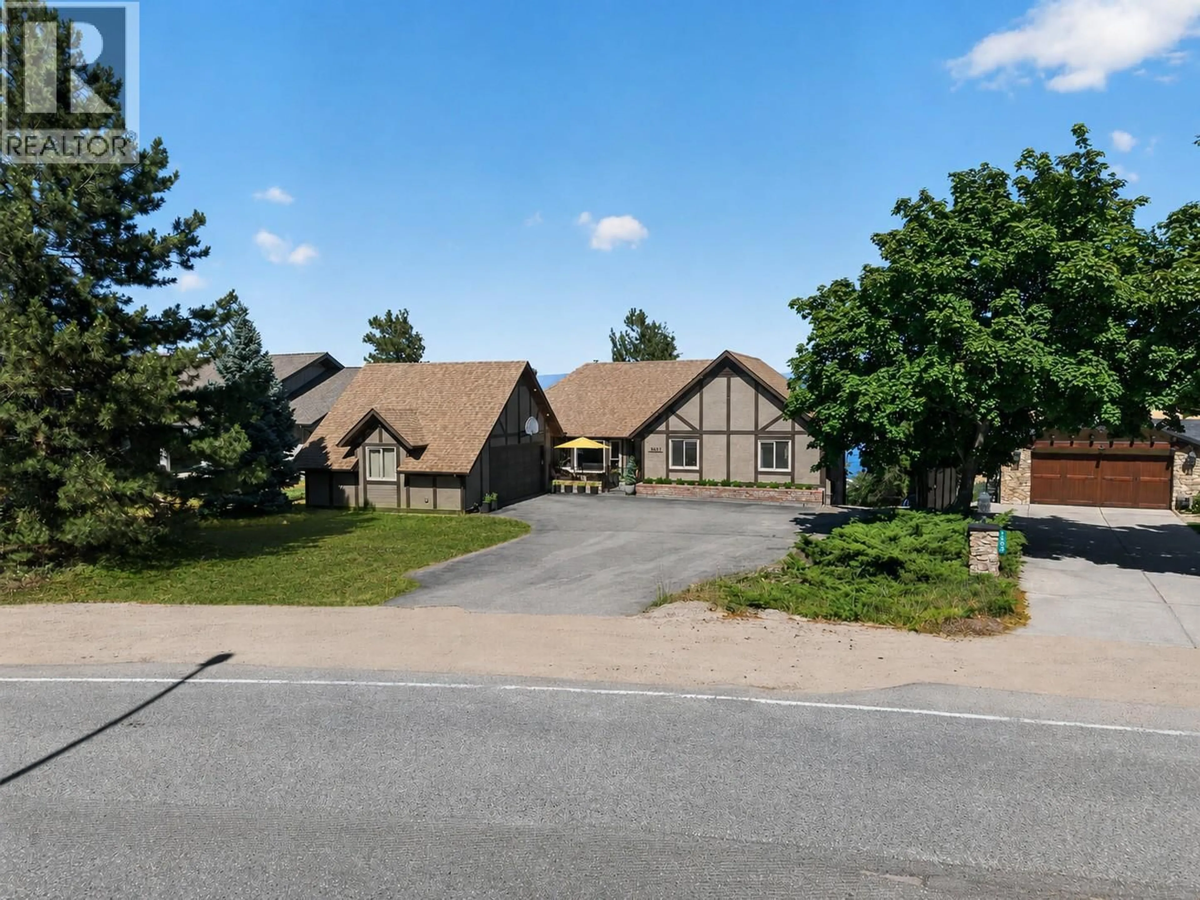 A pic from outside/outdoor area/front of a property/back of a property/a pic from drone, mountain view for 1863 HORIZON DRIVE, West Kelowna British Columbia V1Z3E4