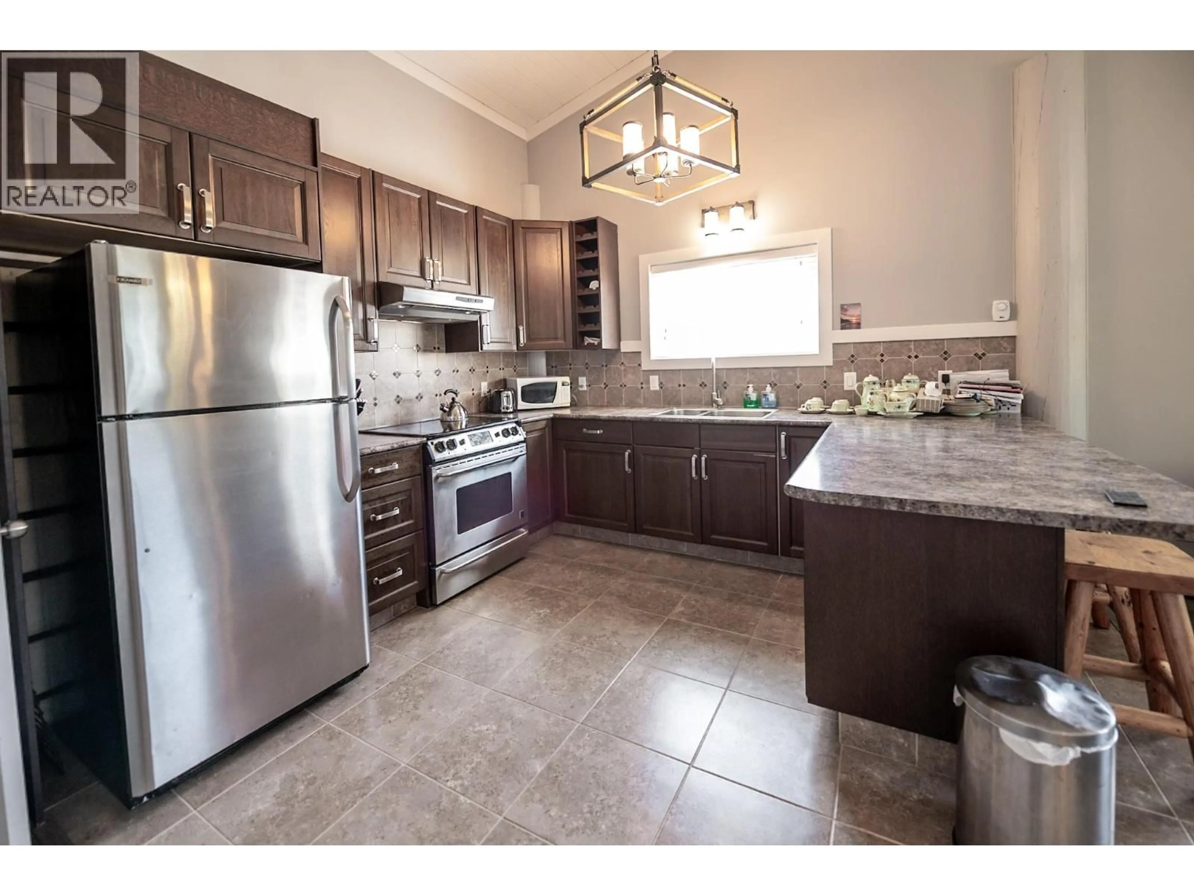 Unknown for 8898 GRAINGER ROAD, Canal Flats British Columbia V0B1B0