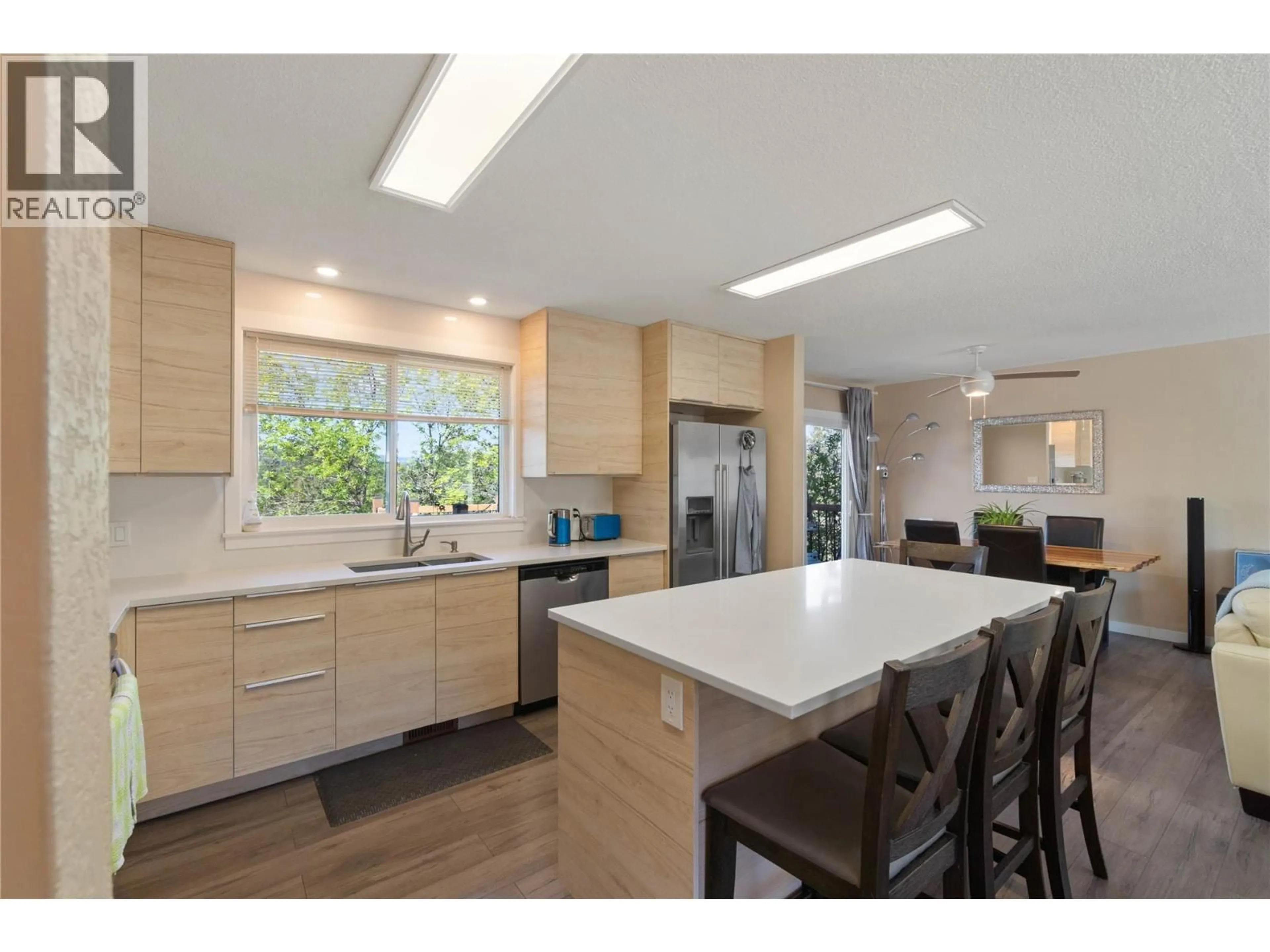 Open concept kitchen, unknown for 41 BRECCIA DRIVE, Logan Lake British Columbia V0K1W0