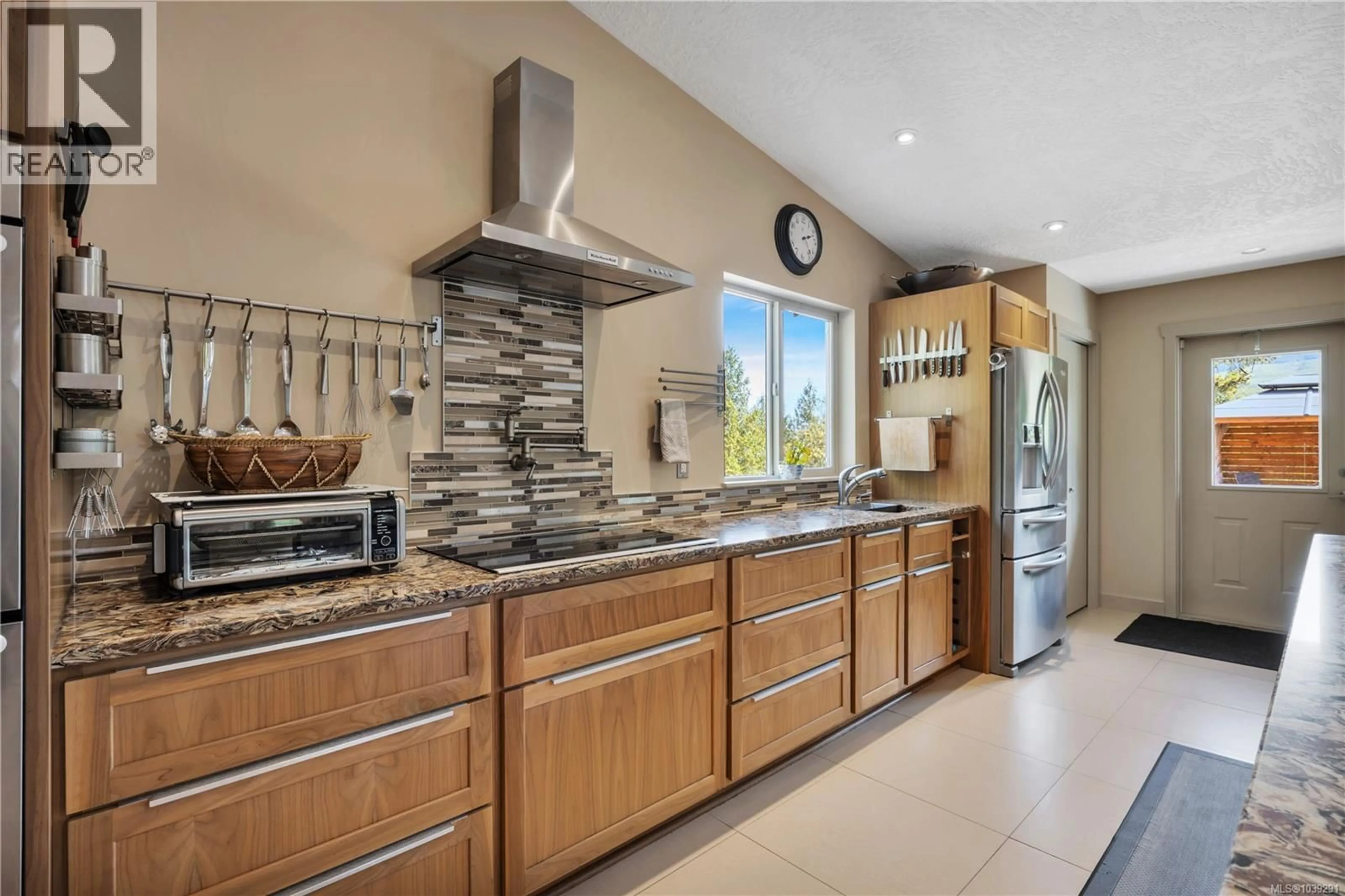 Unknown for 1680 PELIGREN PLACE, Qualicum Beach British Columbia V9K2S3