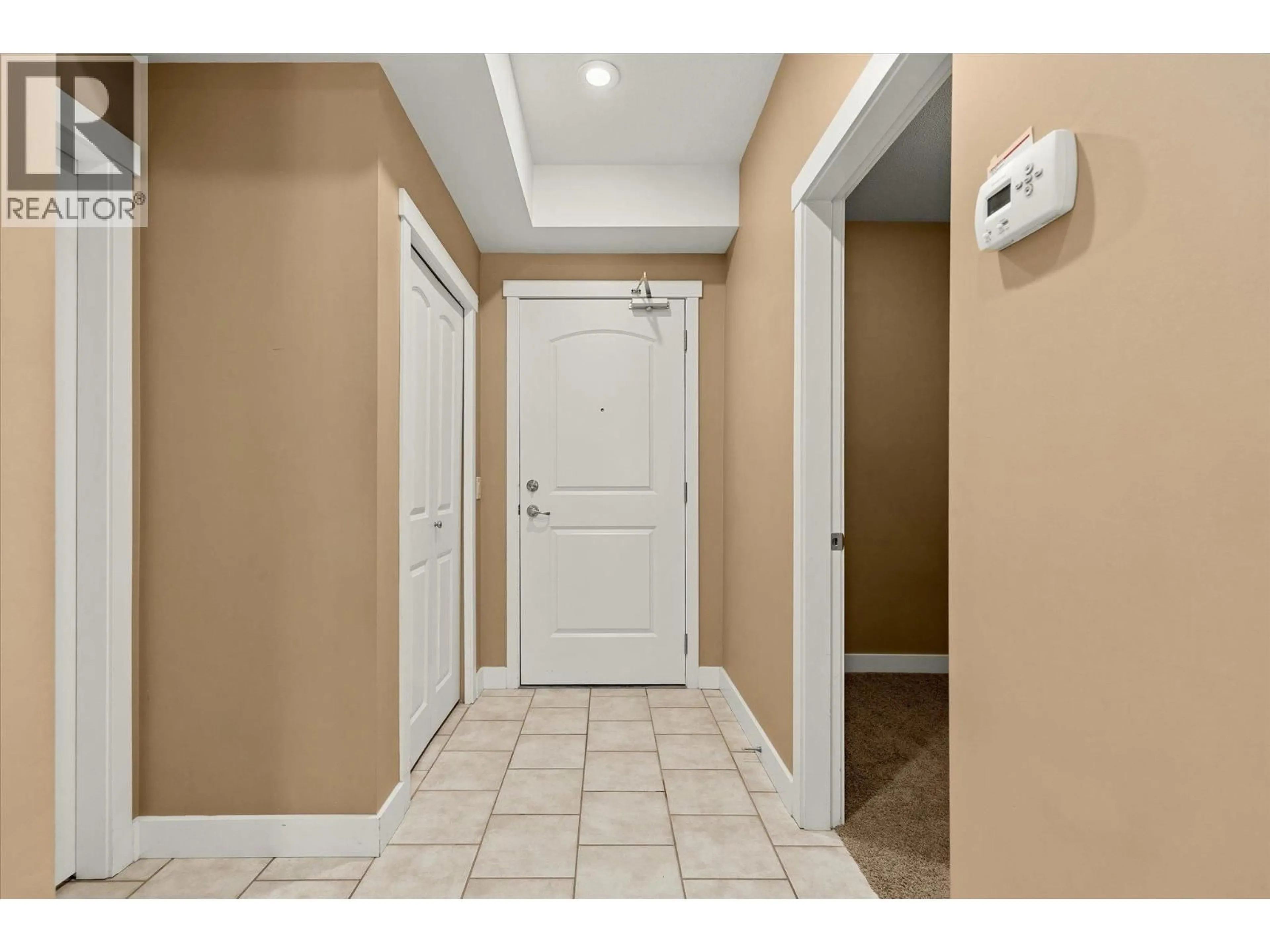 Indoor entryway for 3111 - 1990 UPPER SUNDANCE DRIVE, West Kelowna British Columbia V4T3E7