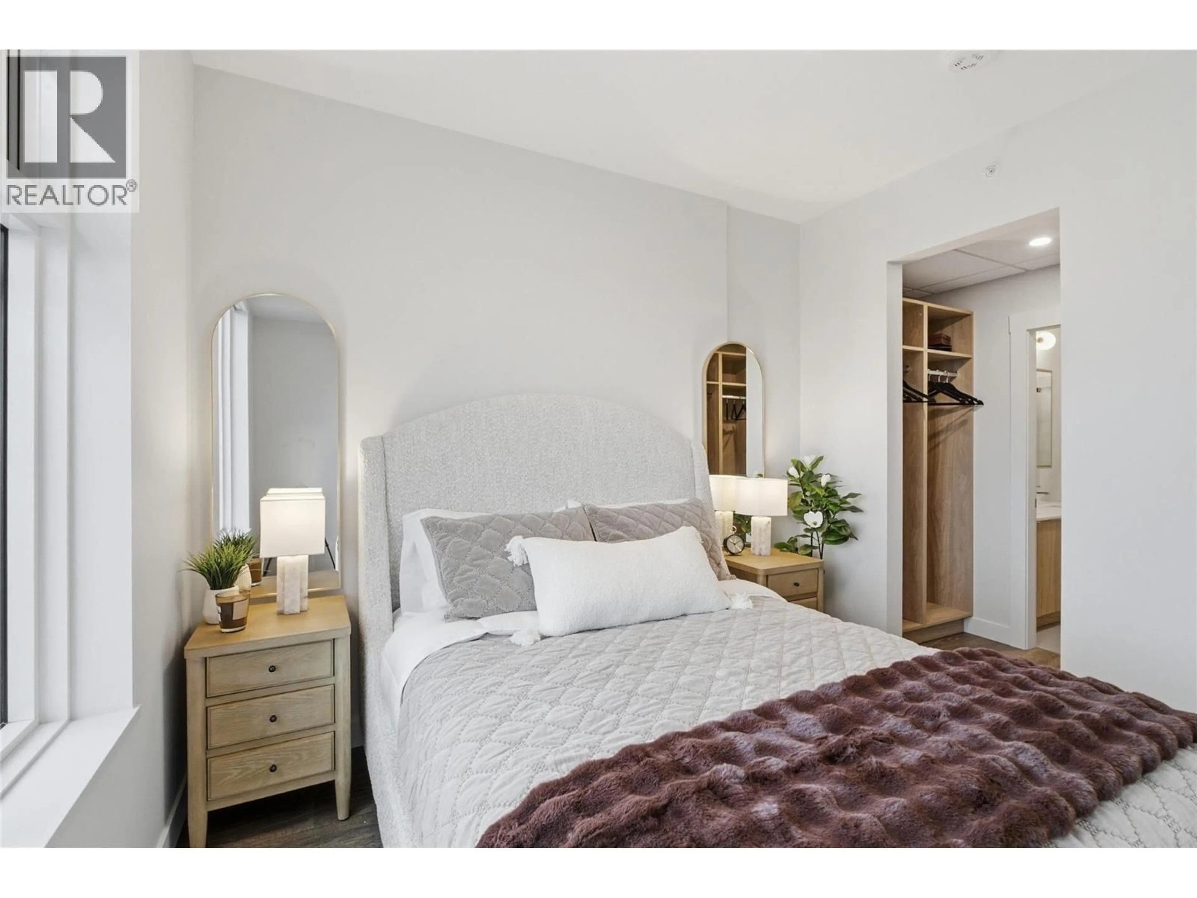 Bedroom with bed, unknown for 608 - 460 NICOLA STREET, Kamloops British Columbia V2C0N2
