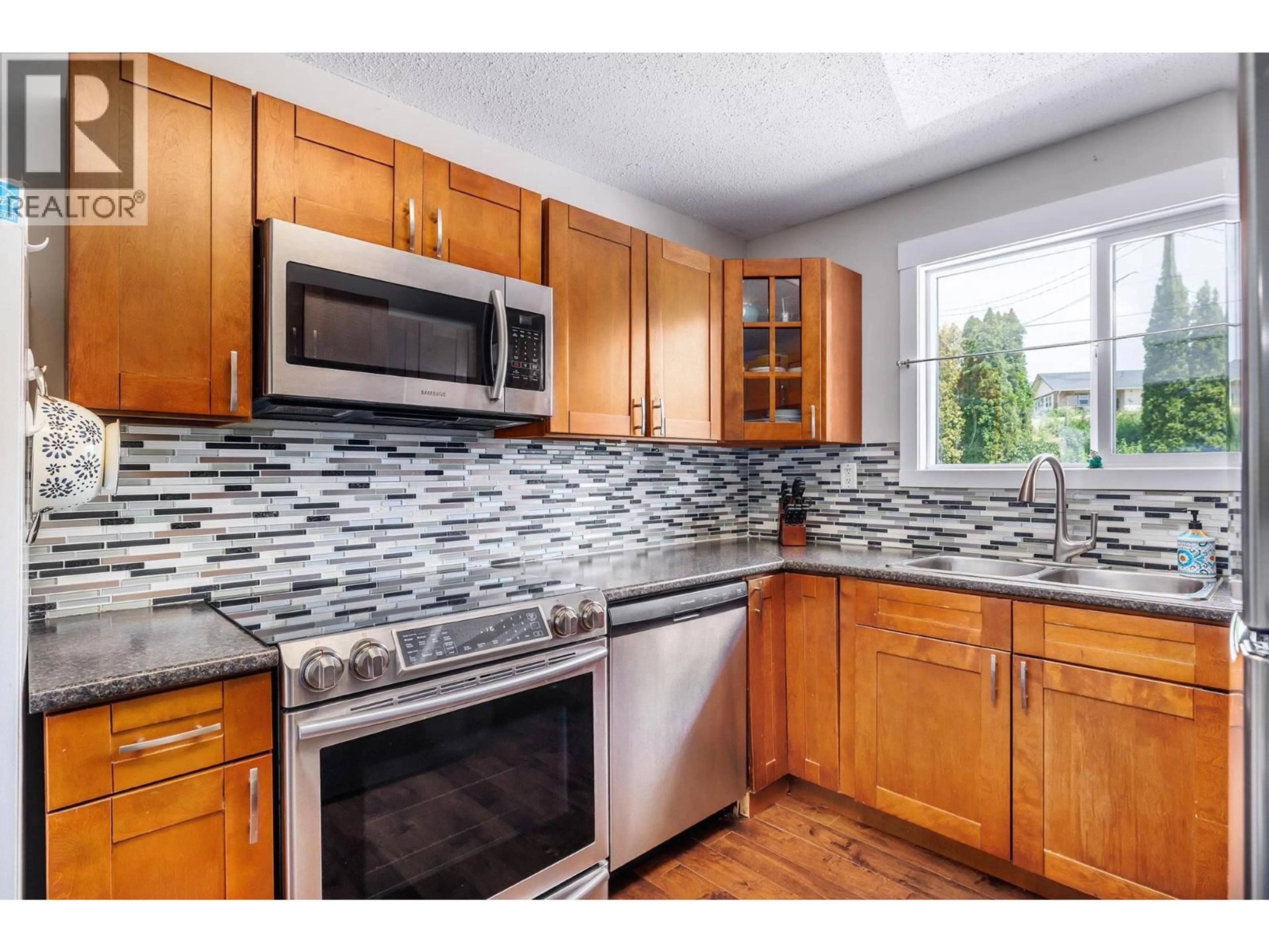 Standard kitchen, unknown for 3 - 2161 SCENIC ROAD, Kelowna British Columbia V1V2H8