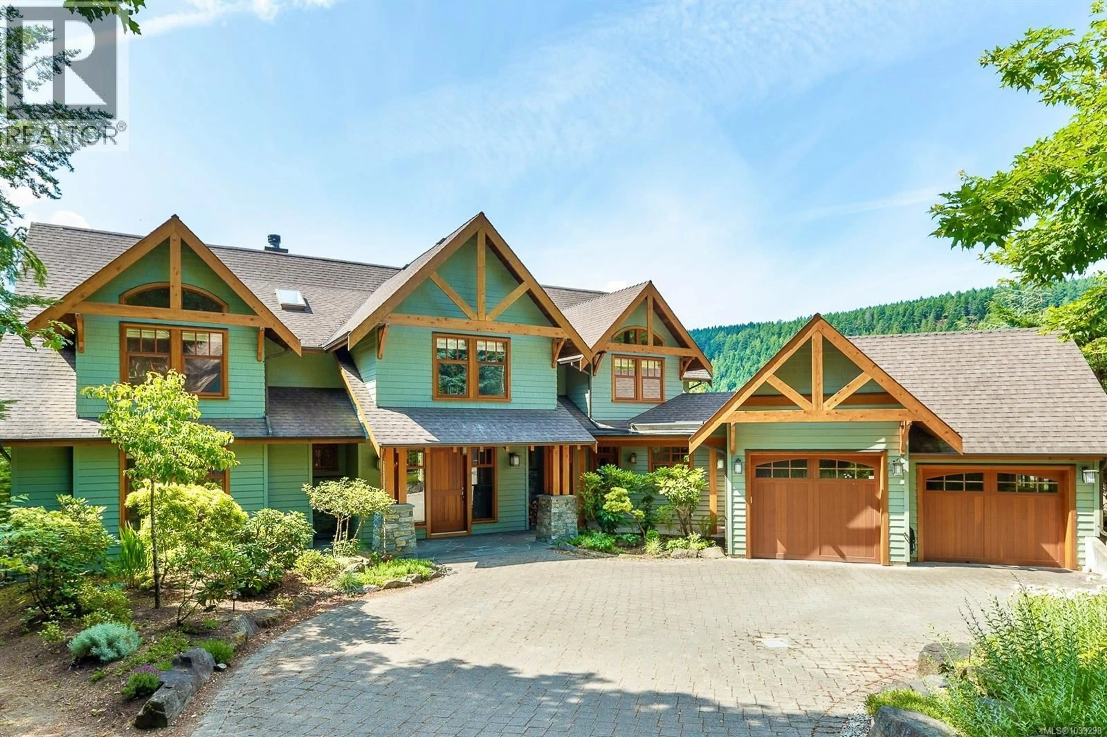 Home with vinyl exterior material, mountain view for 121 HOWARD ROAD, Salt Spring British Columbia V8K1N2