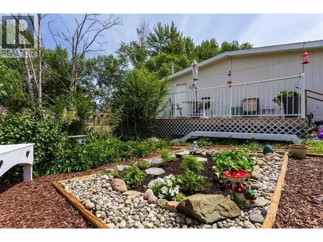 45 - 1881 BOUCHERIE ROAD, West Kelowna 4
