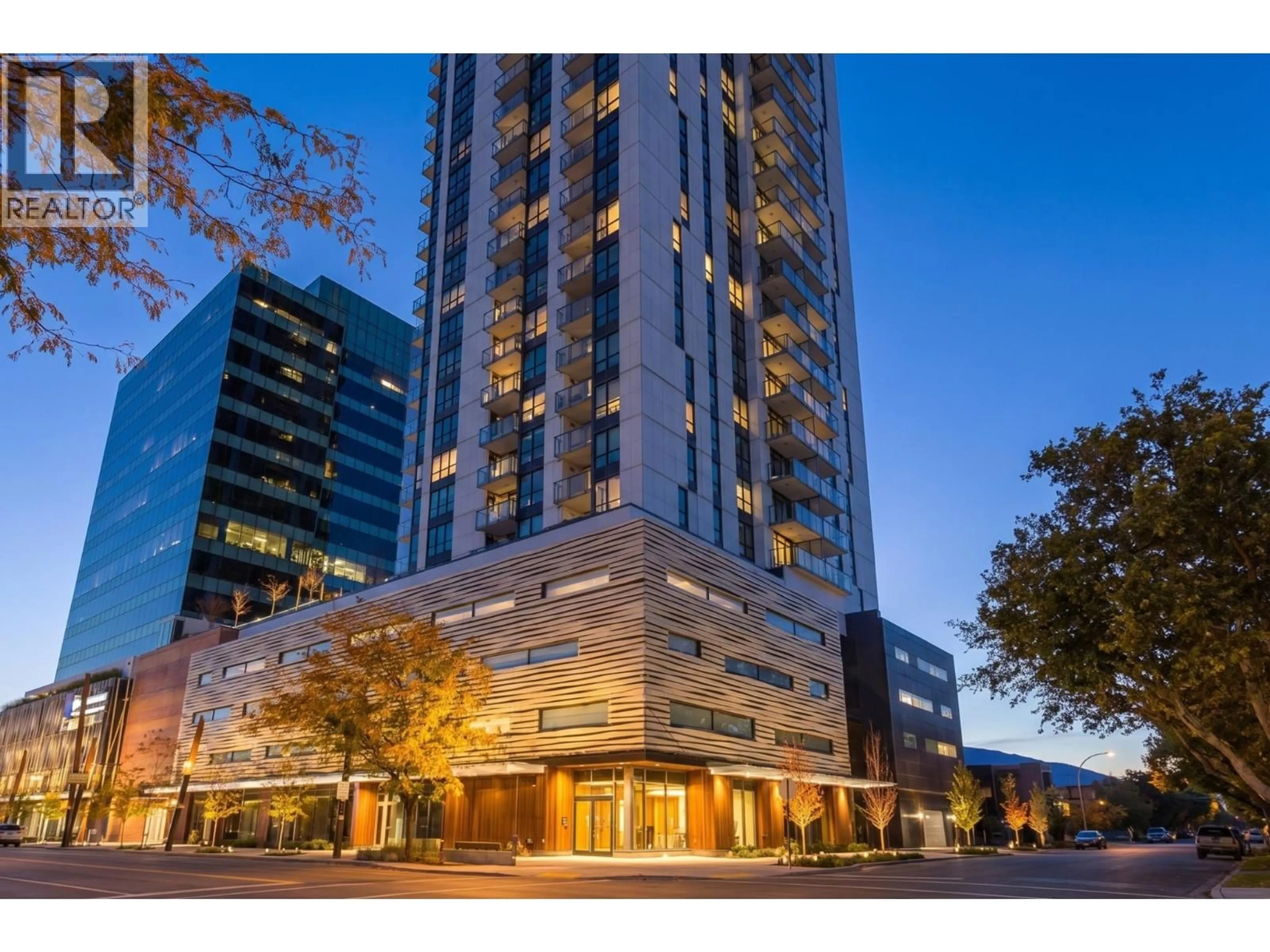 Indoor foyer for 2905 - 1488 BERTRAM STREET, Kelowna British Columbia V1Y0M6