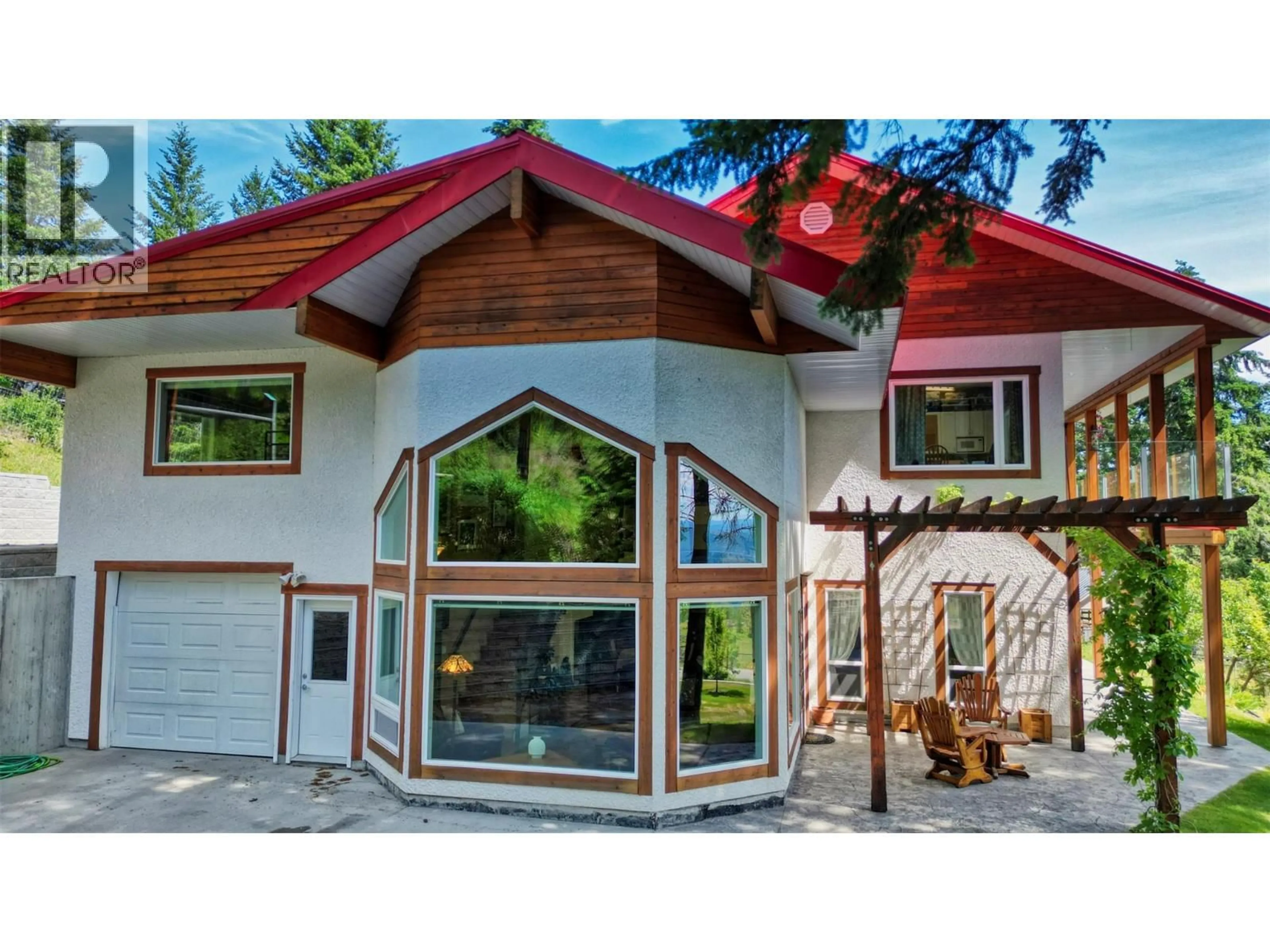 Home with vinyl exterior material, unknown for 1845 HULME CREEK, Rock Creek British Columbia V0H1Y0
