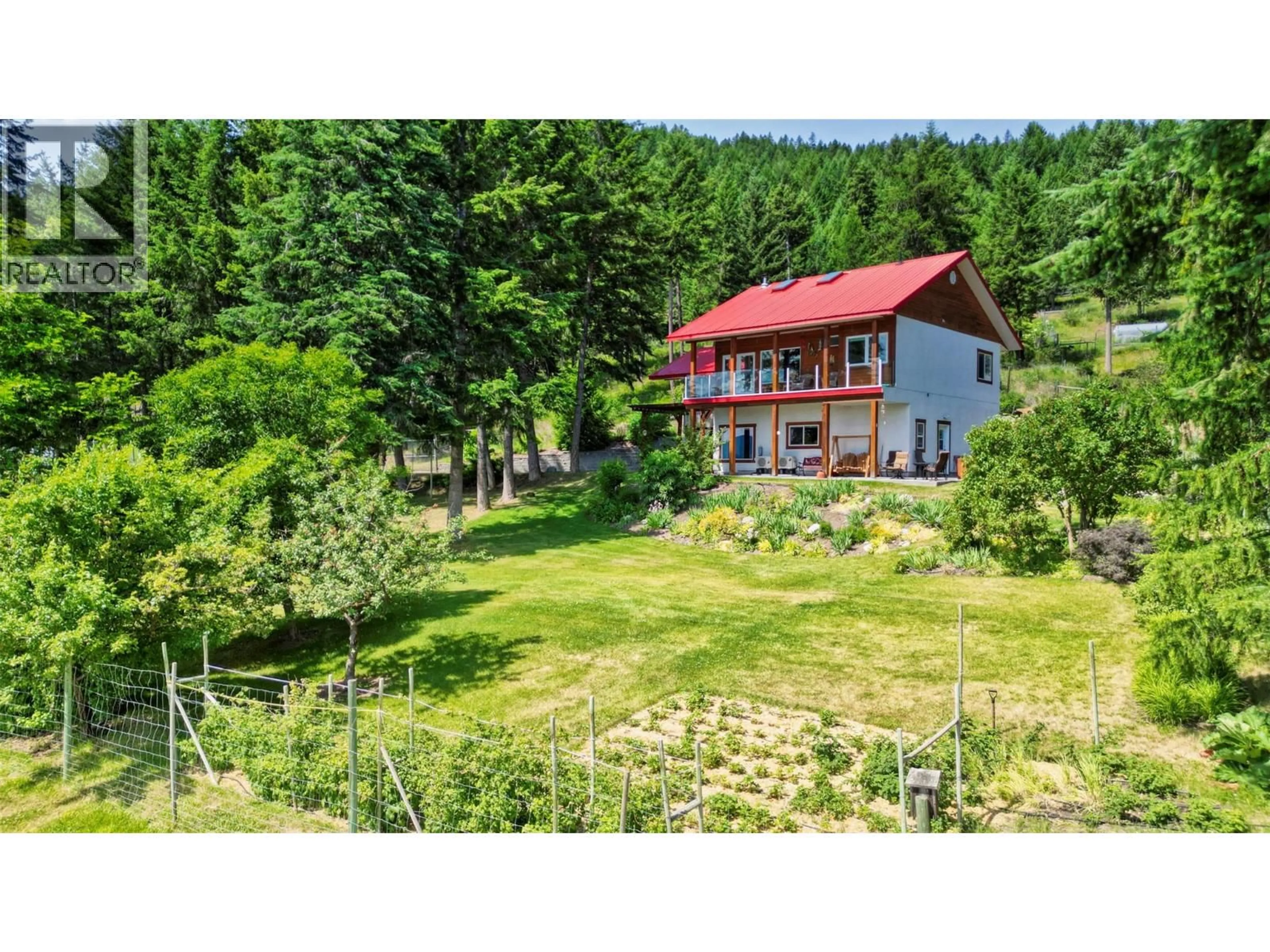A pic from outside/outdoor area/front of a property/back of a property/a pic from drone, unknown for 1845 HULME CREEK, Rock Creek British Columbia V0H1Y0