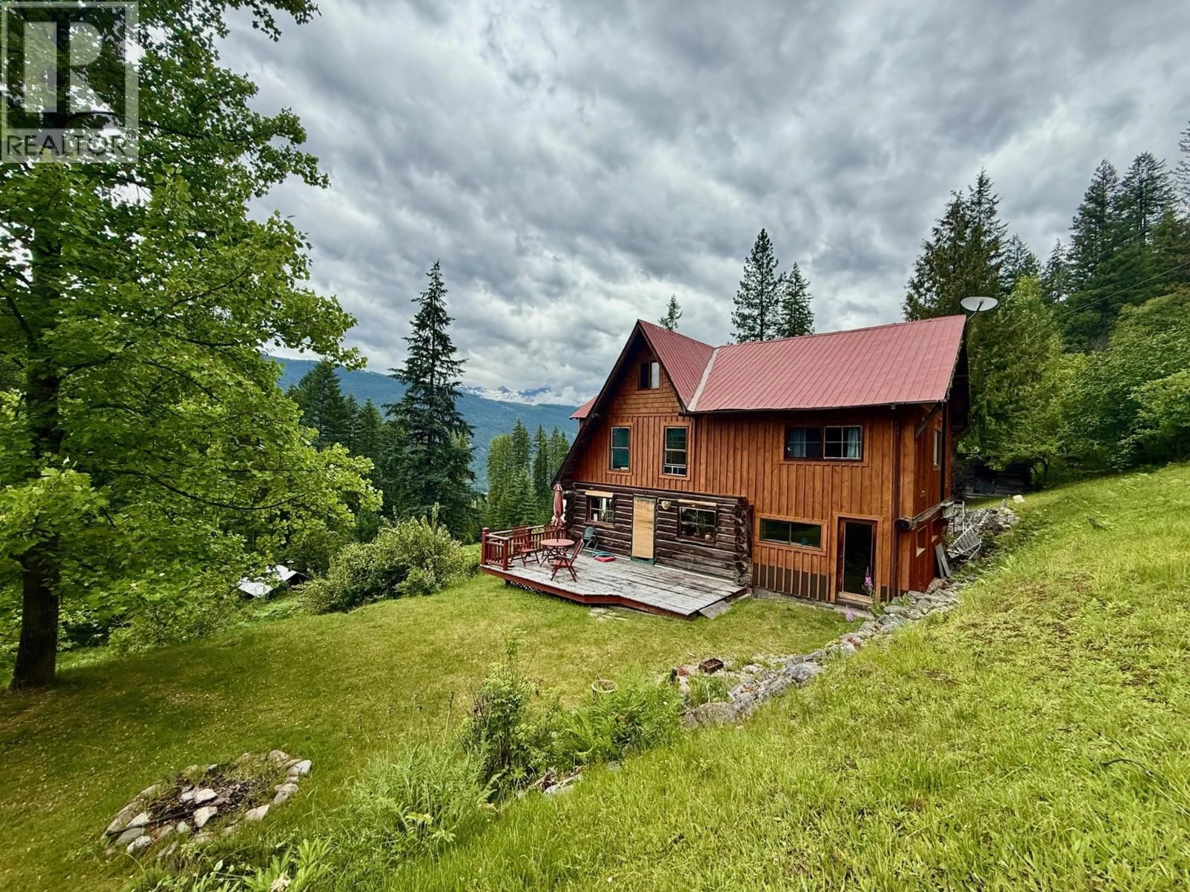 A pic from outside/outdoor area/front of a property/back of a property/a pic from drone, mountain view for 7150/7154 GRAHAM RD ROAD, Winlaw British Columbia V0G2J0