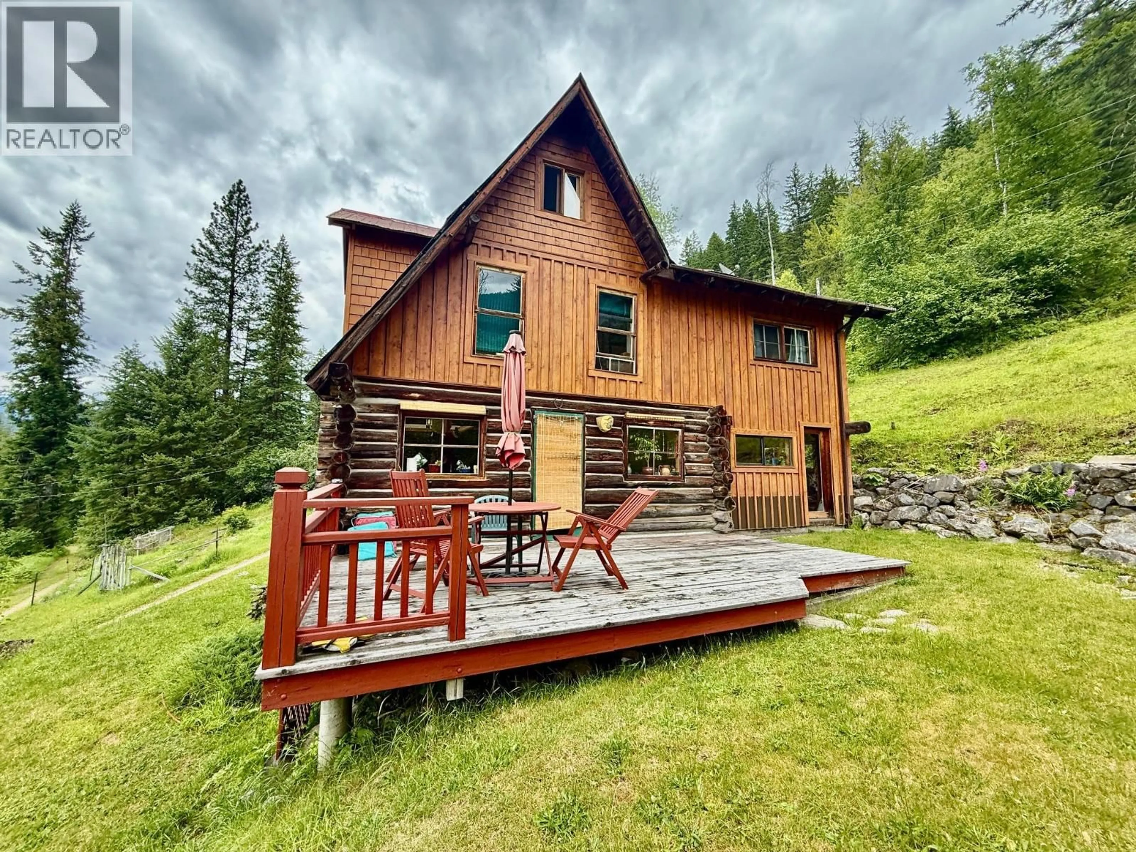 A pic from outside/outdoor area/front of a property/back of a property/a pic from drone, building for 7150/7154 GRAHAM RD ROAD, Winlaw British Columbia V0G2J0