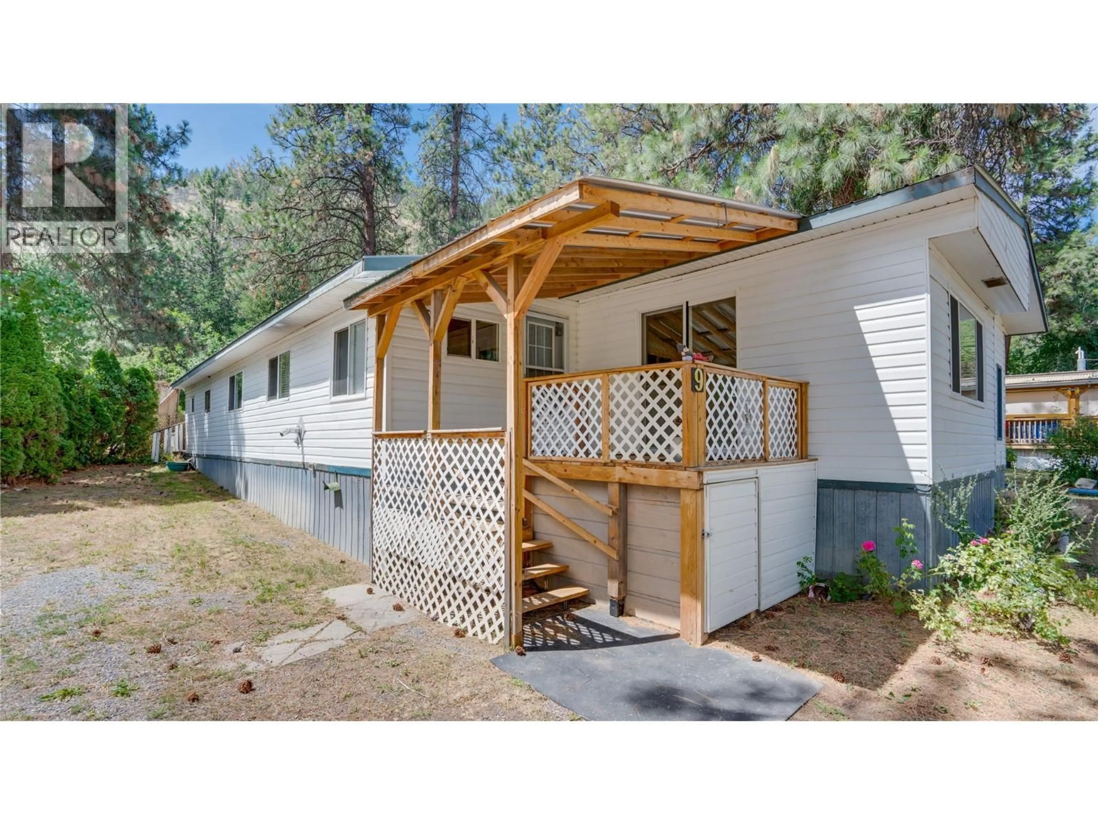 Home with vinyl exterior material, unknown for 9-12069 WESTSIDE ROAD, Vernon British Columbia V1H2A5