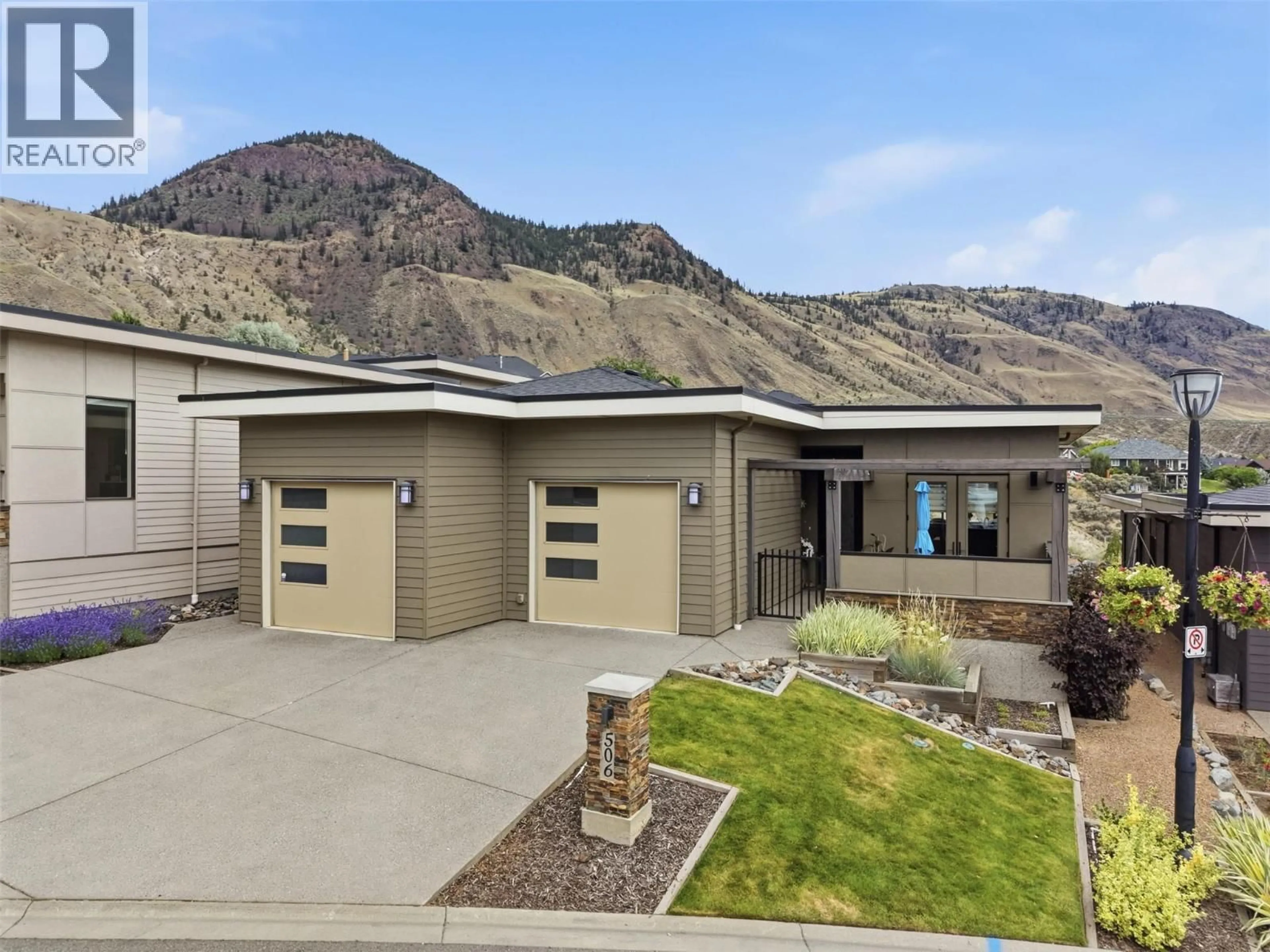 Home with vinyl exterior material, mountain view for 506 POINTE PLACE, Kamloops British Columbia V2H0C1