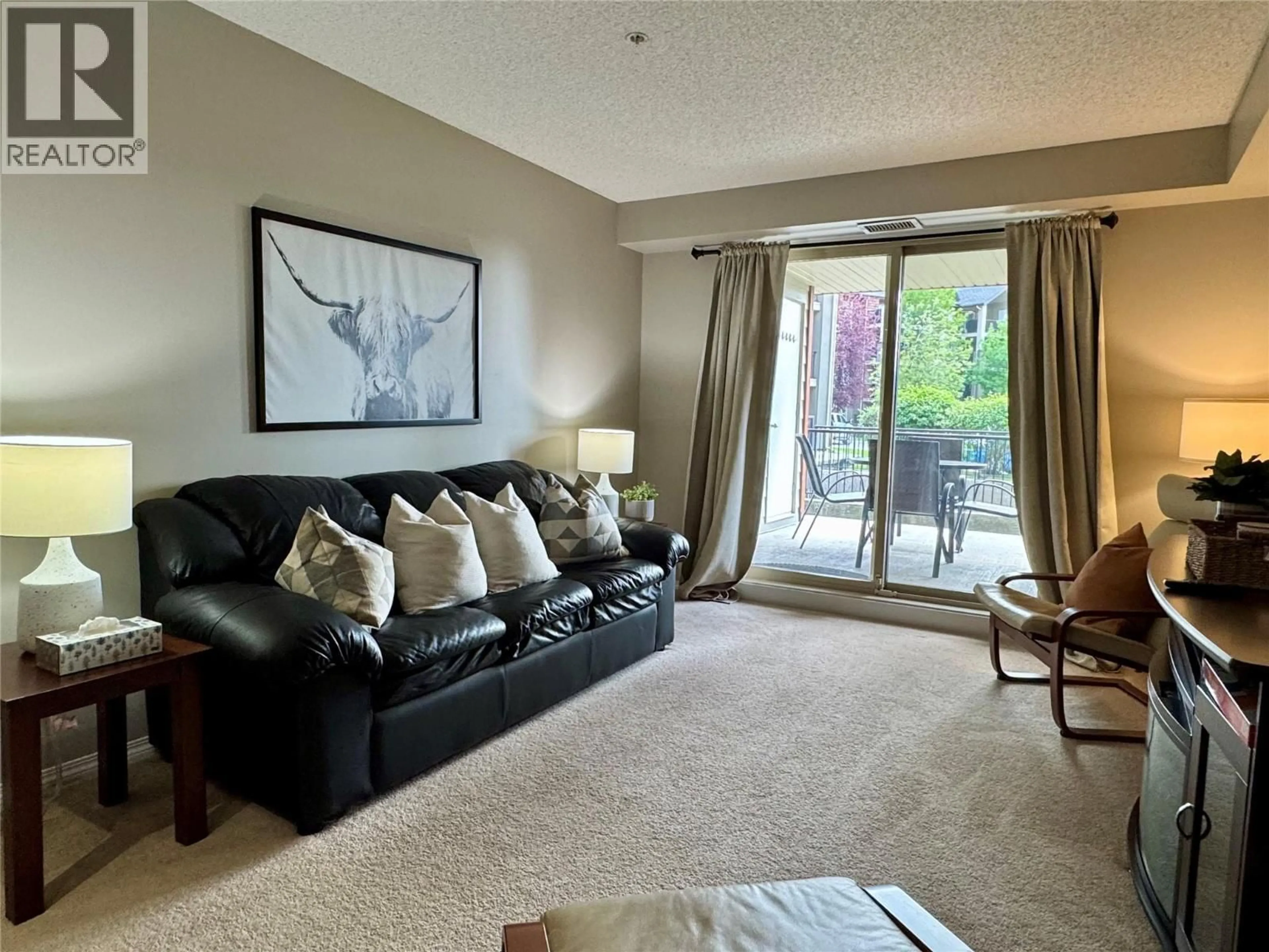 Living room with furniture, carpet floor for 3118 - 205 THIRD AVENUE, Invermere British Columbia V0A1K7