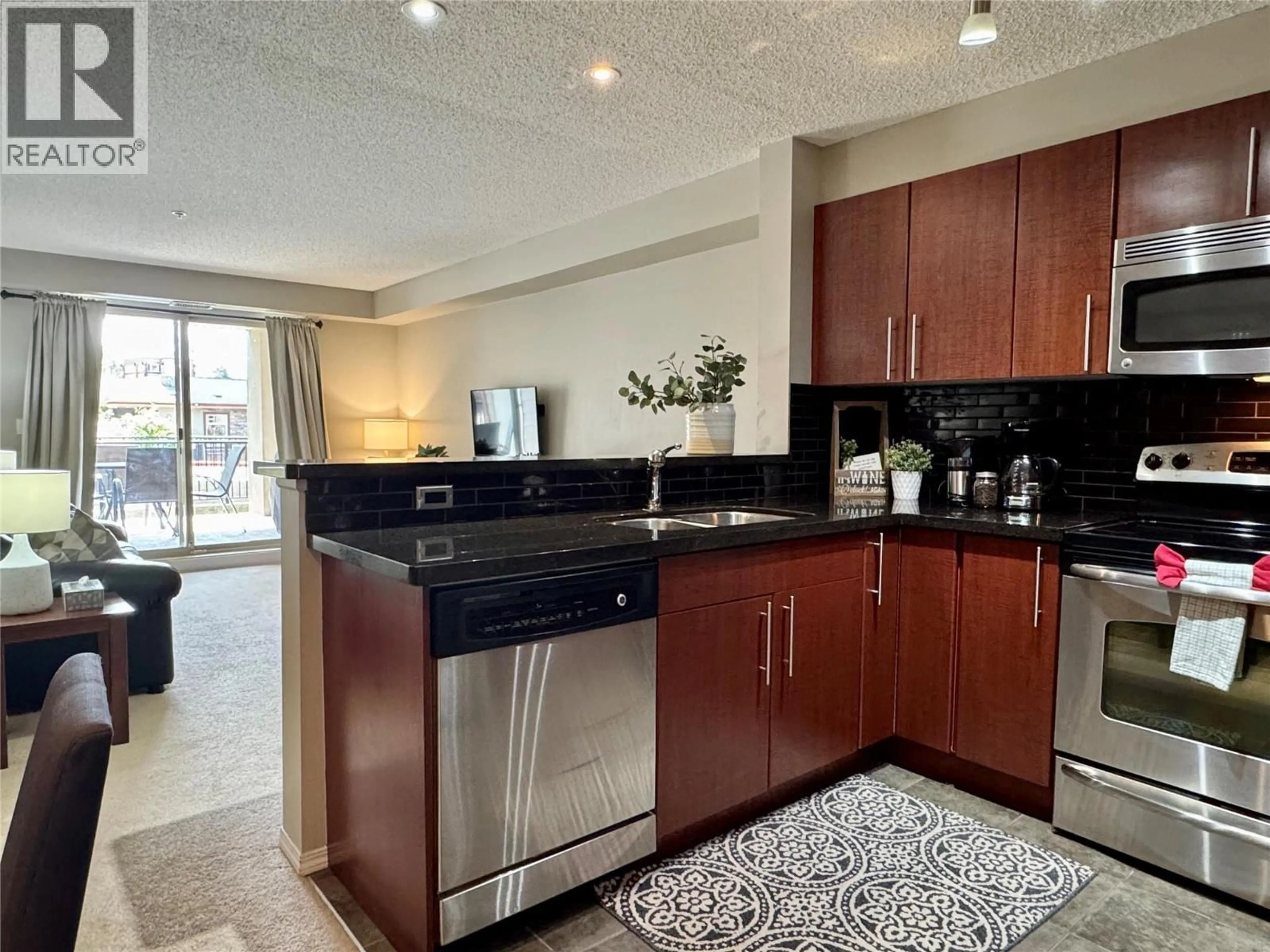 Open concept kitchen, ceramic/tile floor for 3118 - 205 THIRD AVENUE, Invermere British Columbia V0A1K7