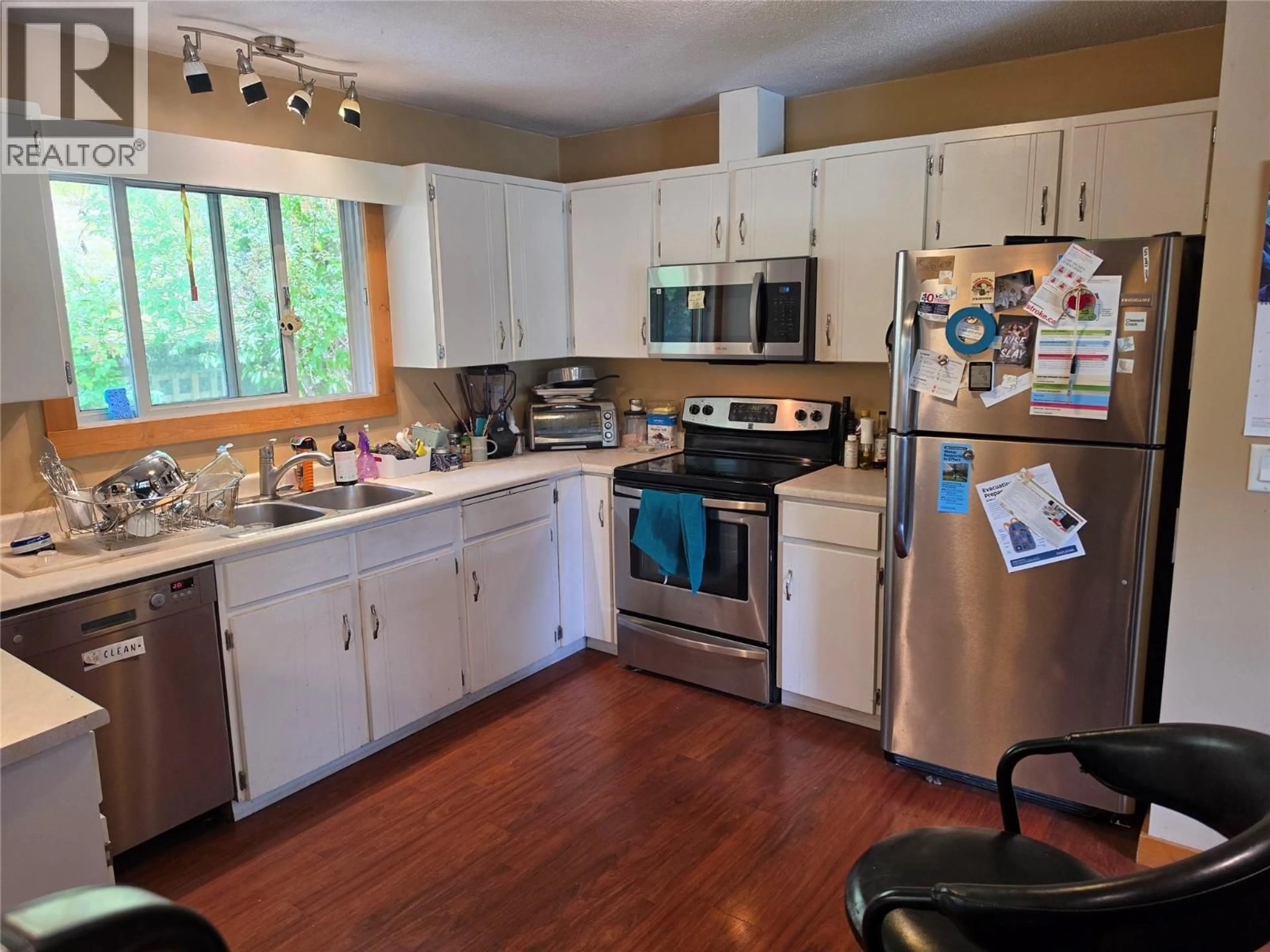 Unknown for 2436 11TH AVENUE, Castlegar British Columbia V1N3A9