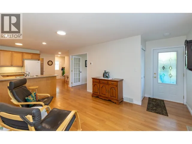 15 - 51 8 AVENUE SOUTHWEST, Salmon Arm 2