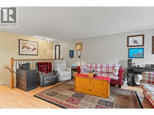 333 WADDINGTON DRIVE, Kamloops 4