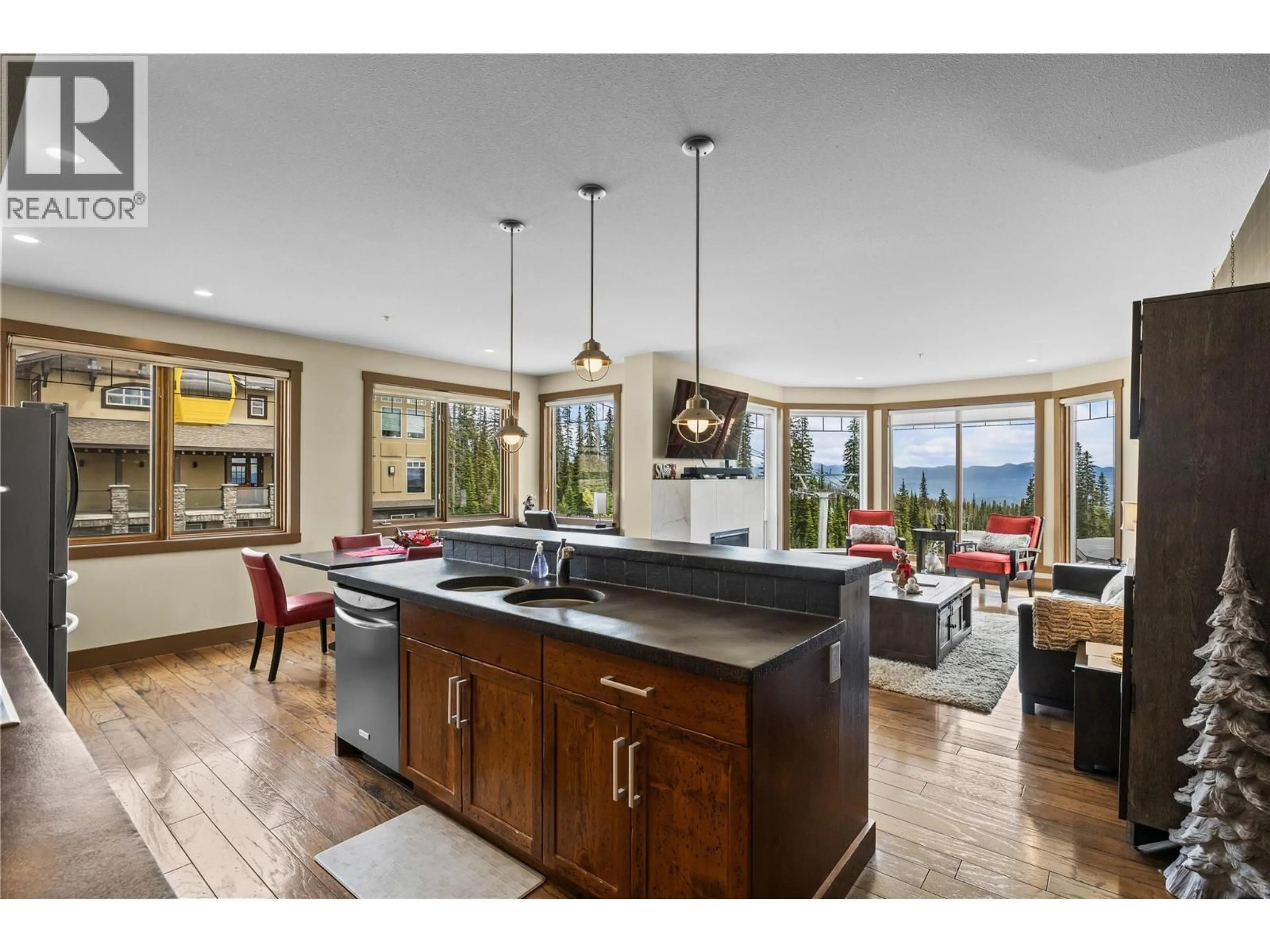 Open concept kitchen, unknown for 103 - 5085 SNOWBIRD WAY, Big White British Columbia V1P1T4