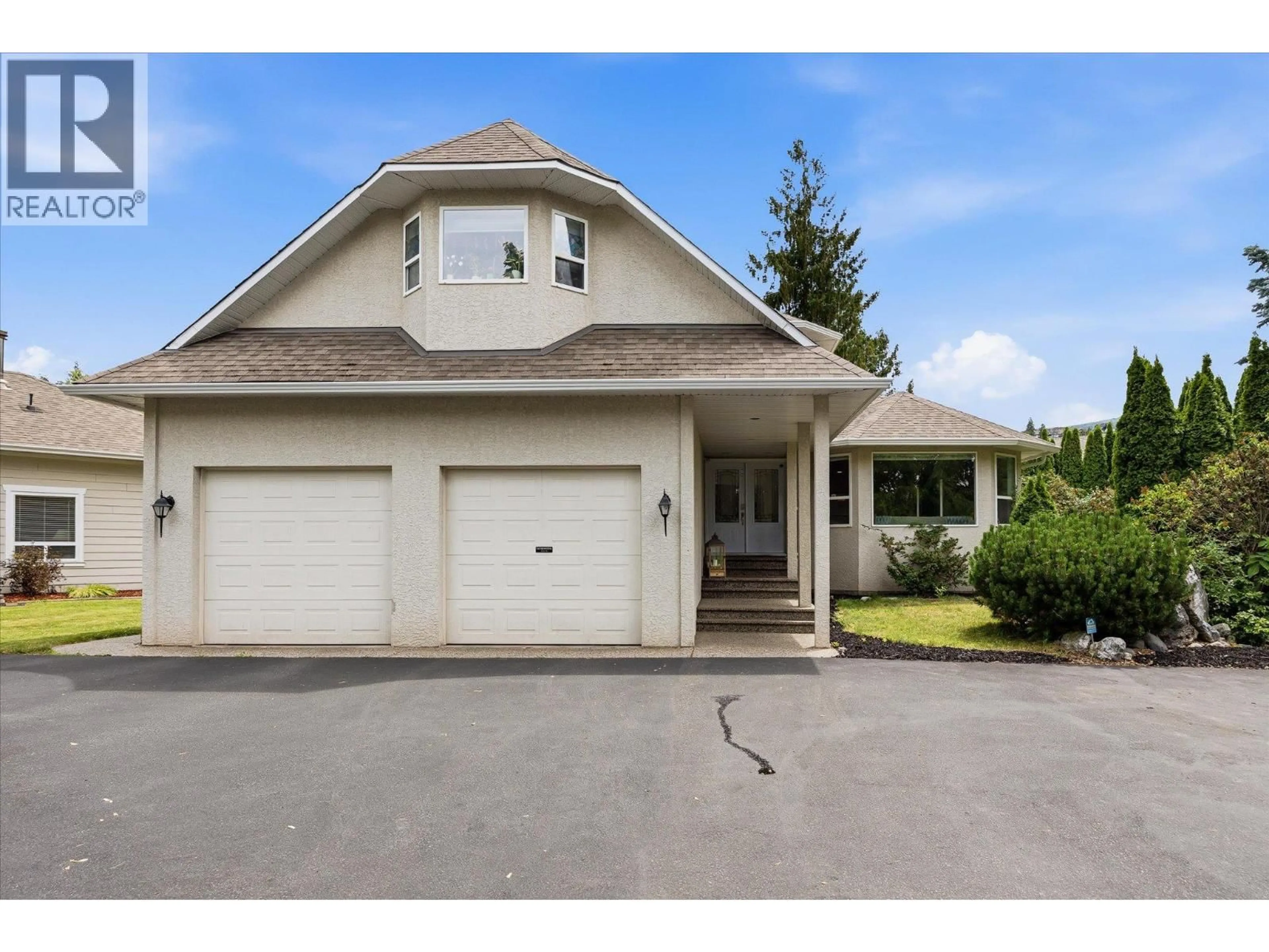 Indoor garage for 4619 GORDON DRIVE, Kelowna British Columbia V1W1T5