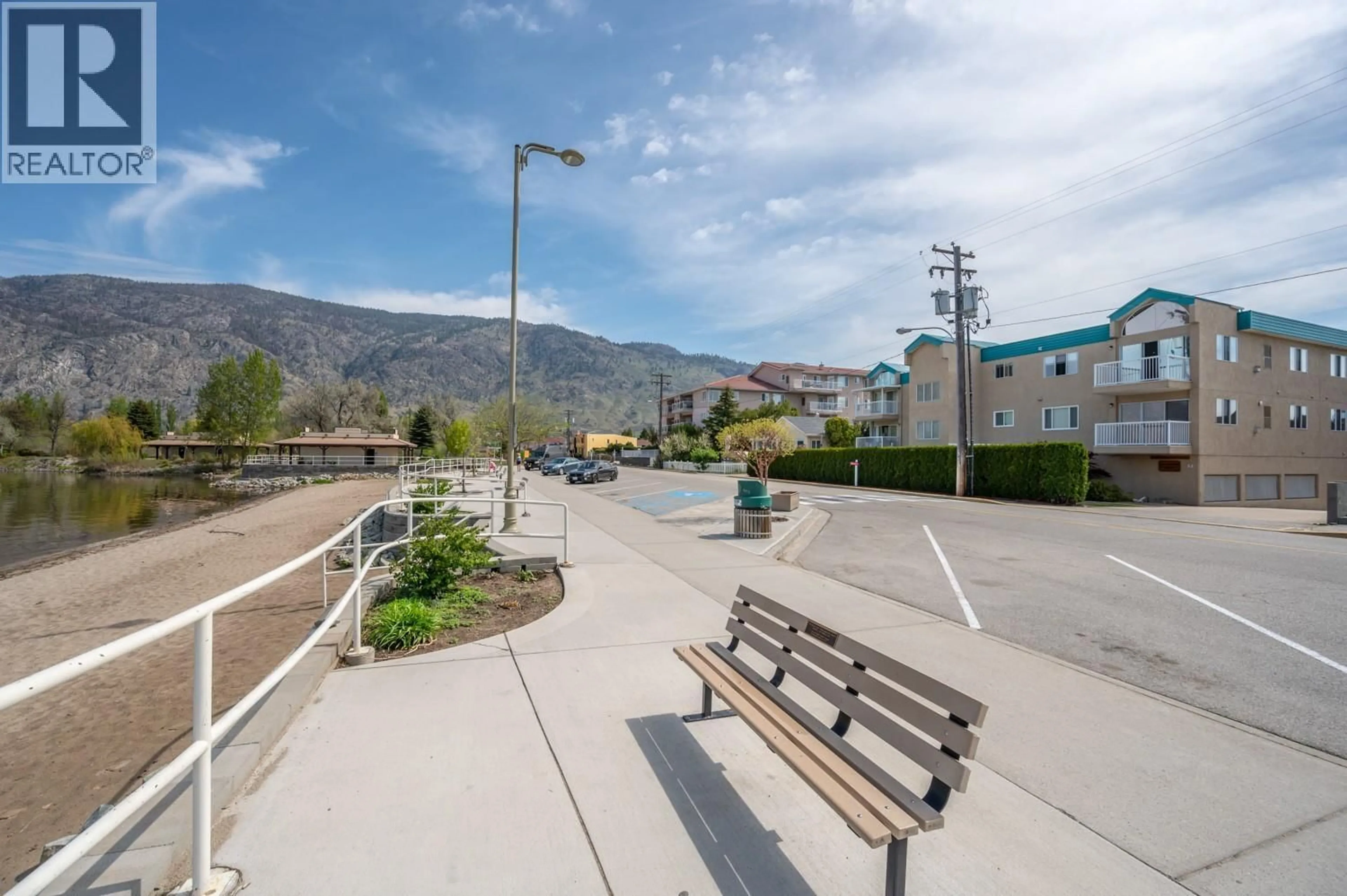 Patio, mountain view for 5 - 6801 COTTONWOOD DRIVE, Osoyoos British Columbia V0H1V3
