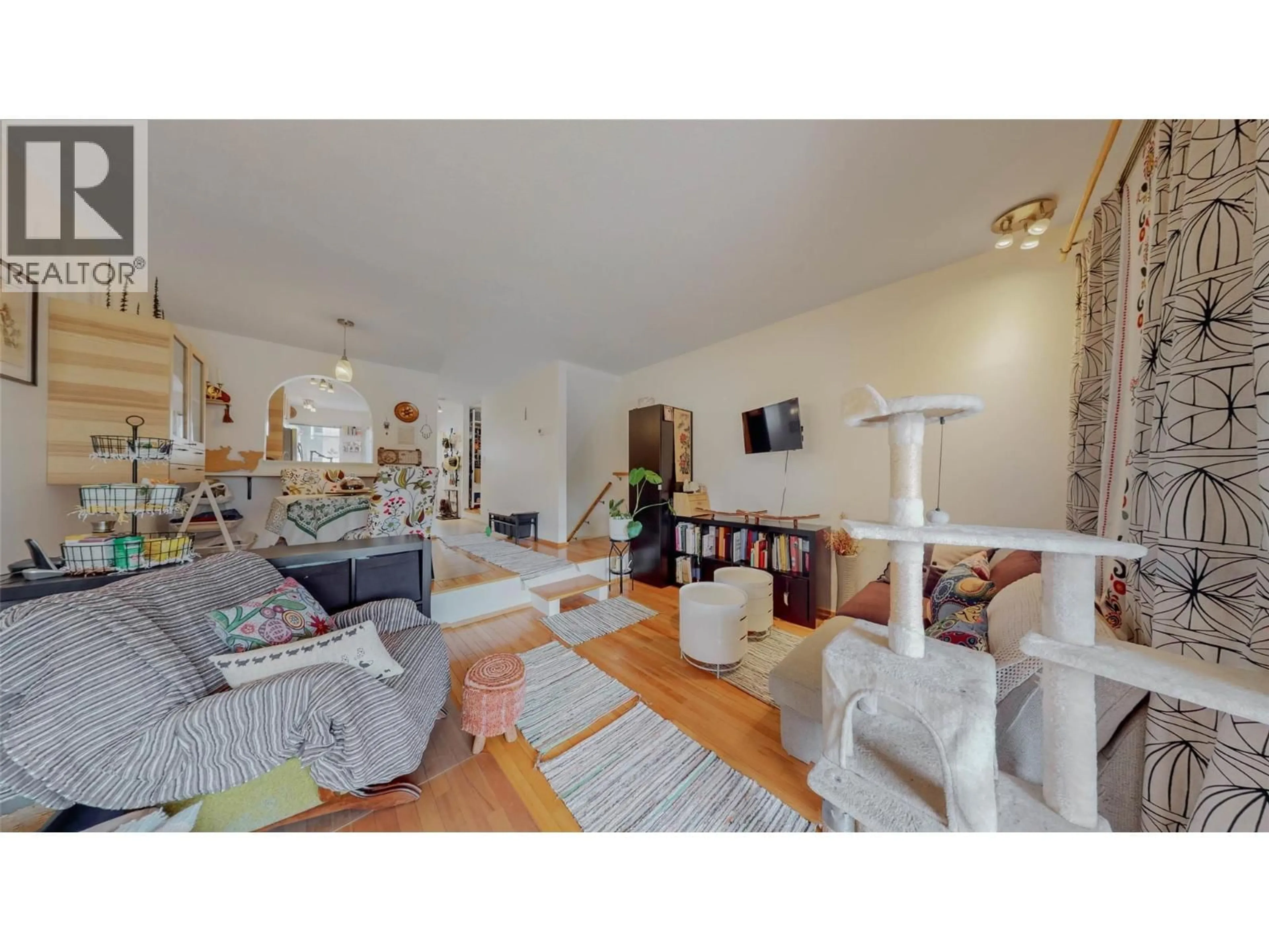 Living room with furniture, unknown for 8029 VEDETTE DRIVE, Osoyoos British Columbia V0H1V2