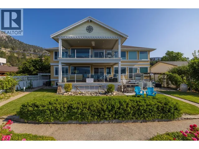 4244 BEACH AVENUE, Peachland 3