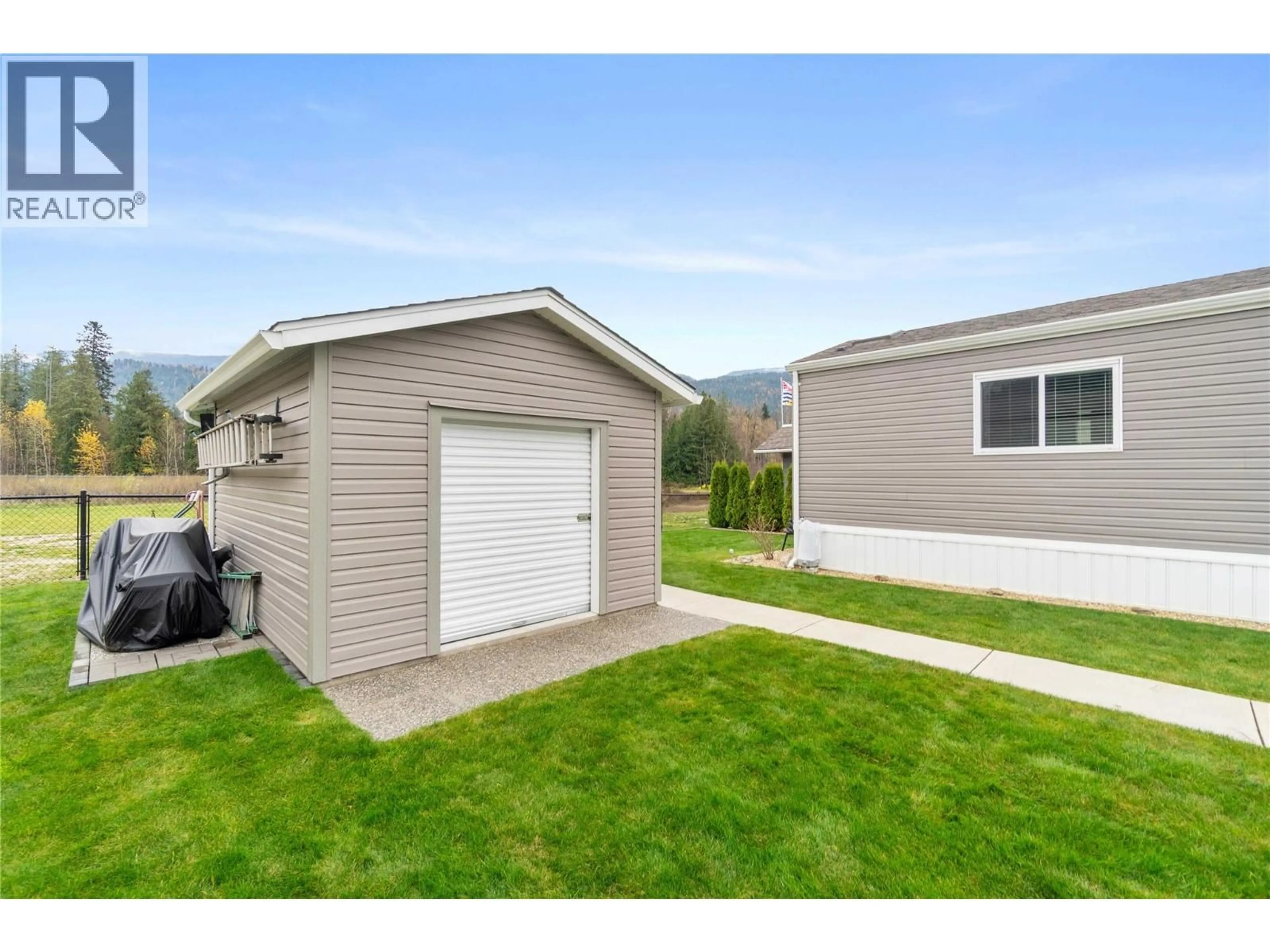 Unknown for 3 - 1707 HILLIER ROAD EAST, Sicamous British Columbia V0E2V0