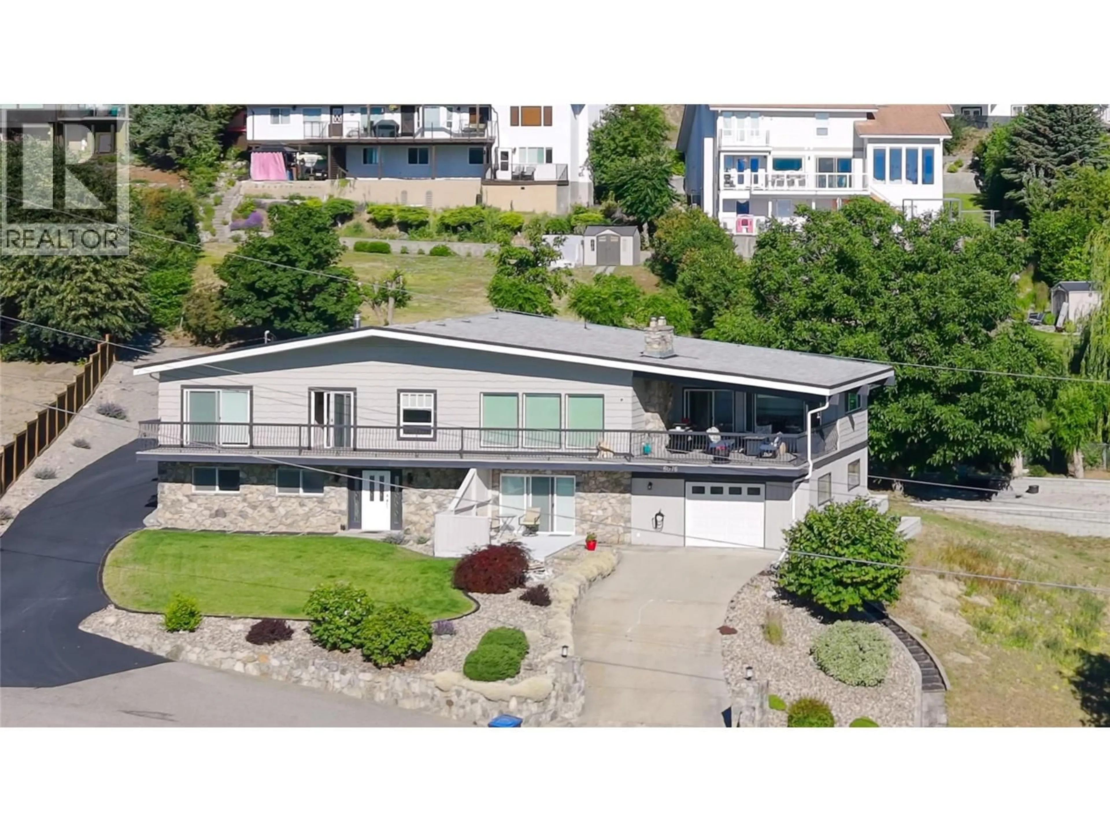 A pic from outside/outdoor area/front of a property/back of a property/a pic from drone, unknown for 6076 BEATRICE ROAD, Peachland British Columbia V0H1X0