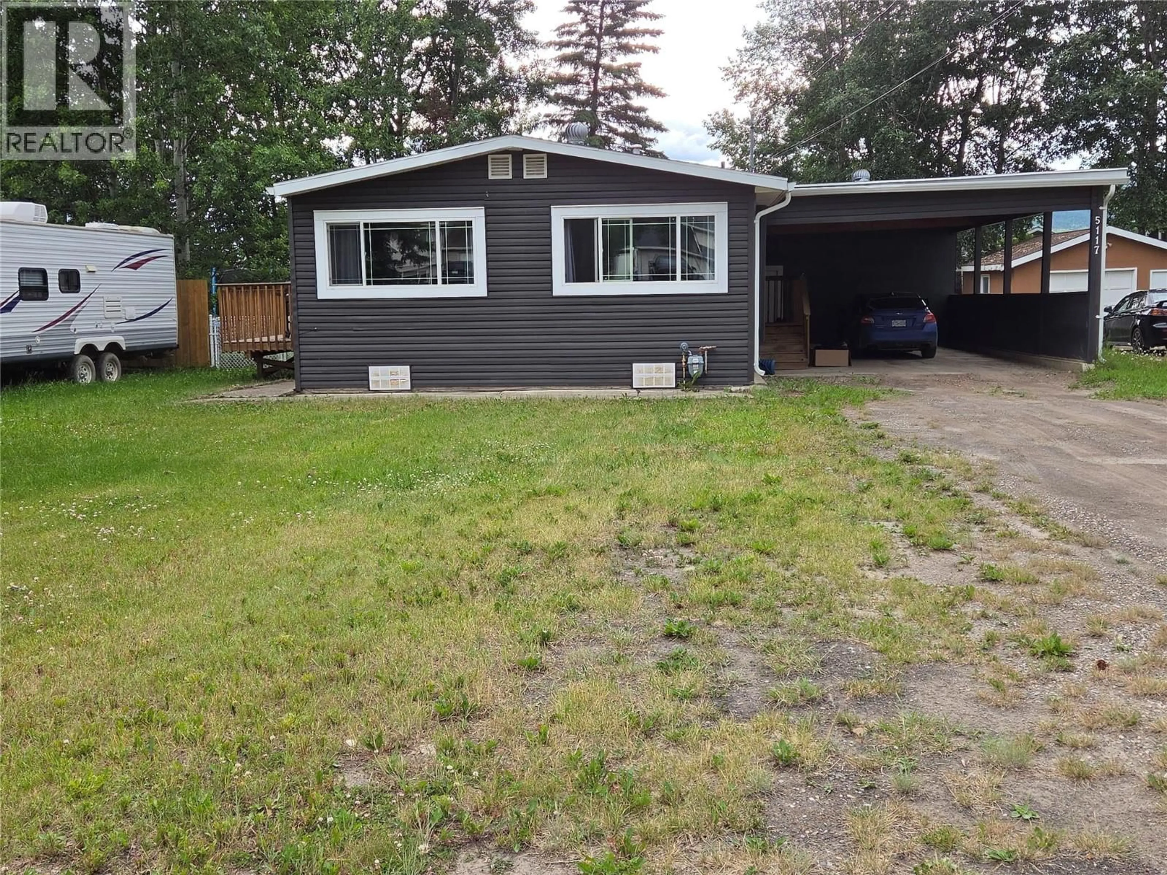 Shed for 5117 43 STREET NORTHEAST, Chetwynd British Columbia V0C1J0