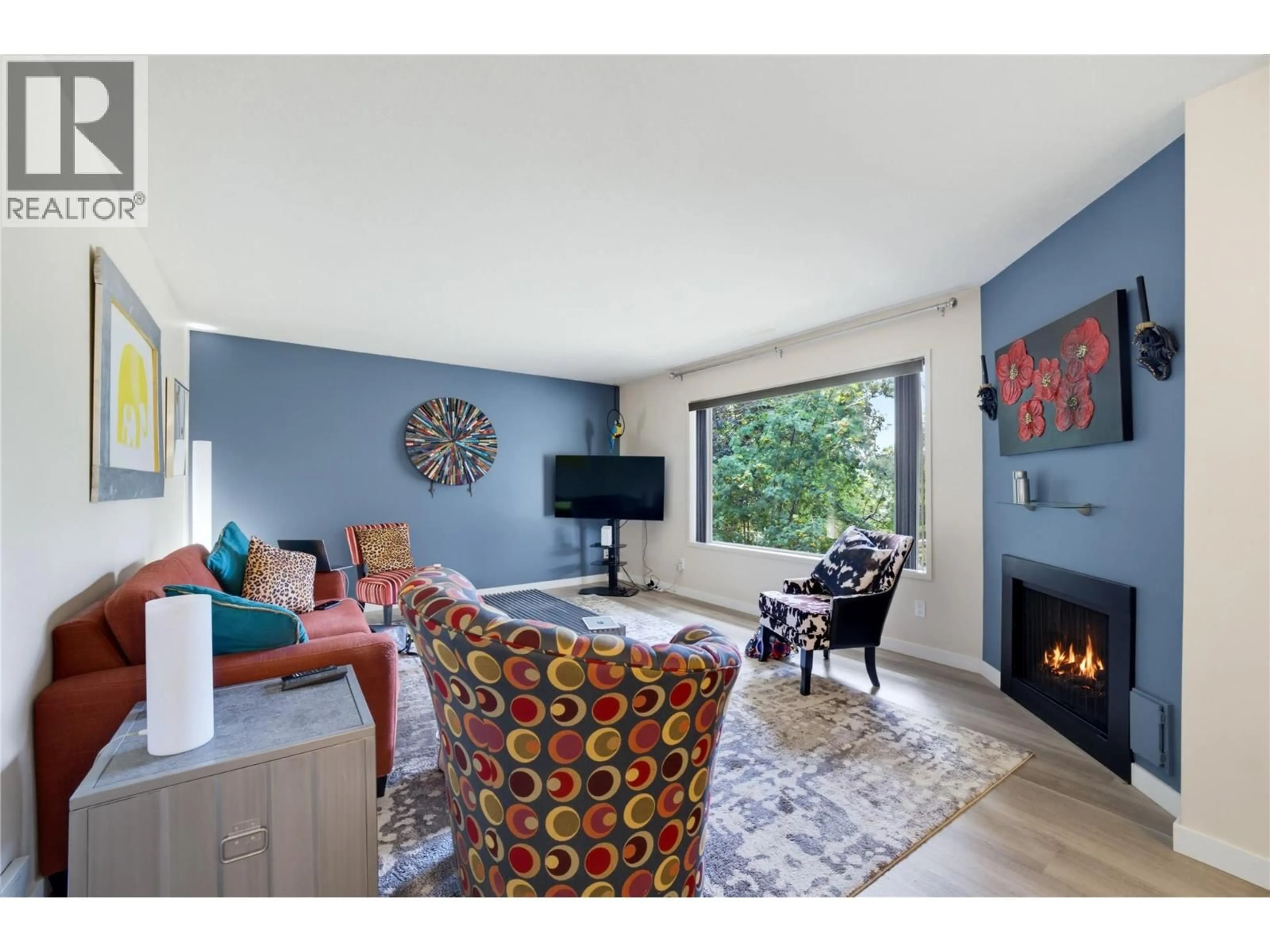 Living room with furniture, unknown for 207 - 2806 35 STREET, Vernon British Columbia V1T6B5